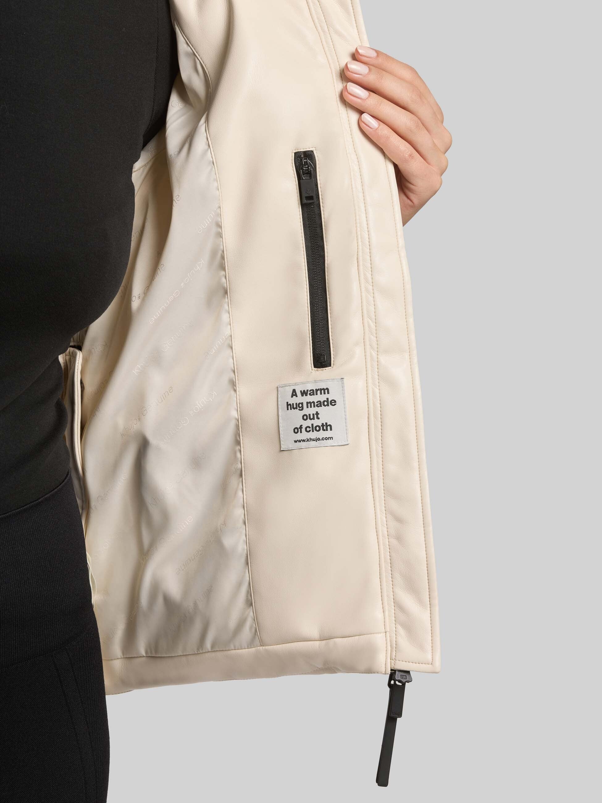 khujo-jacke-aurora-cream-white-gesteppte-kapuzenjacke-in-lederoptik-f-r-damen image 8