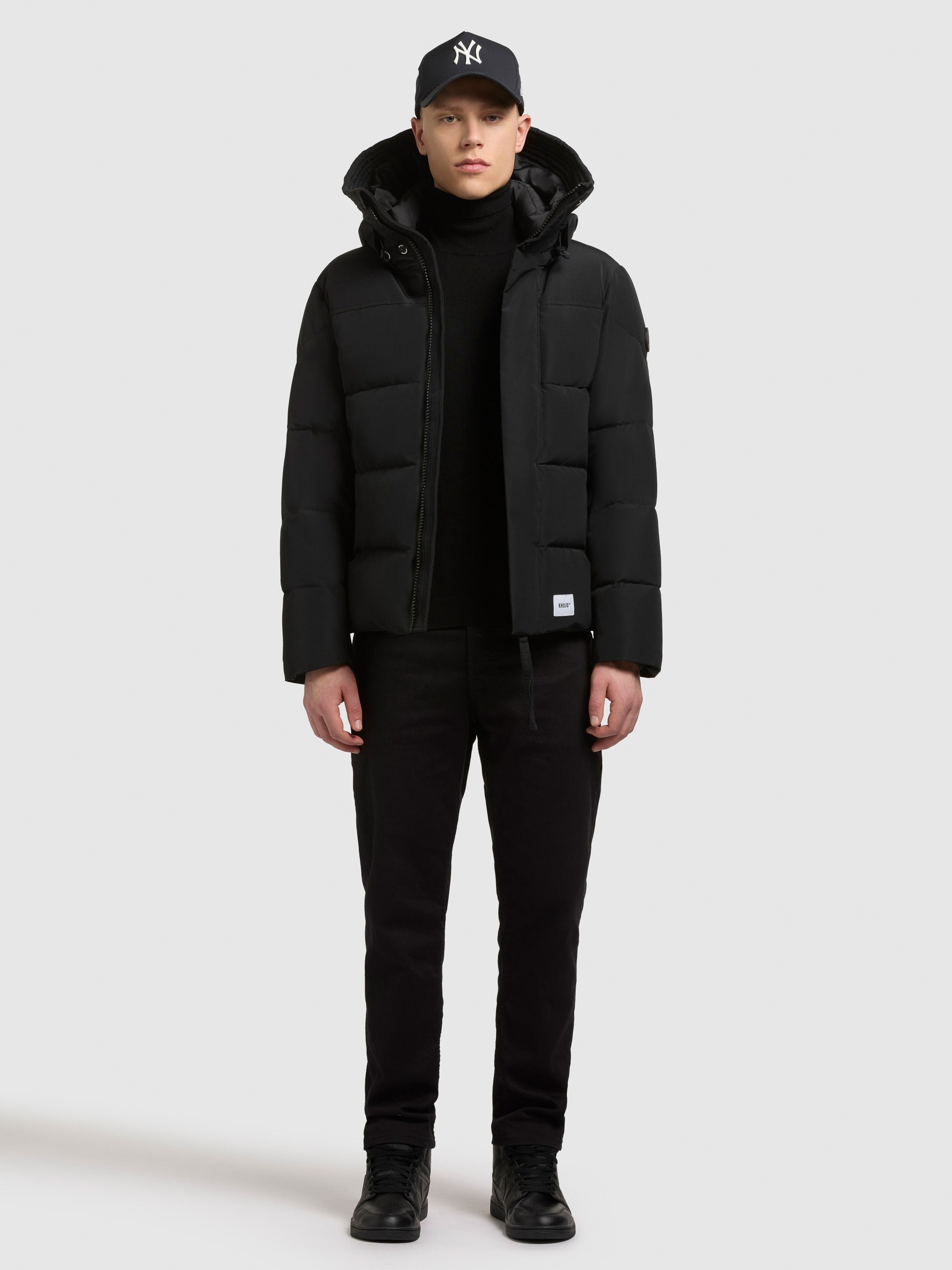 khujo-nebo-damen-steppjacke-black-mit-kapuze image 1