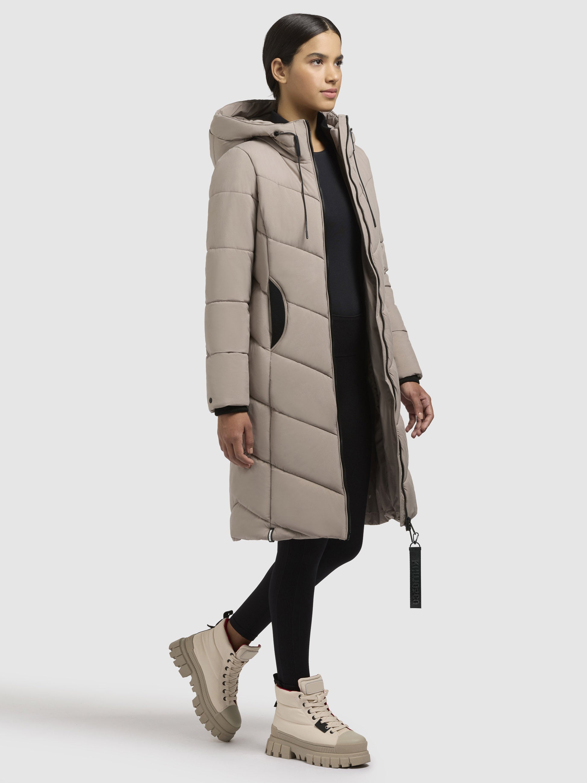 khujo-mantel-aribay5-graubeige-lange-steppjacke-f-r-damen image 2