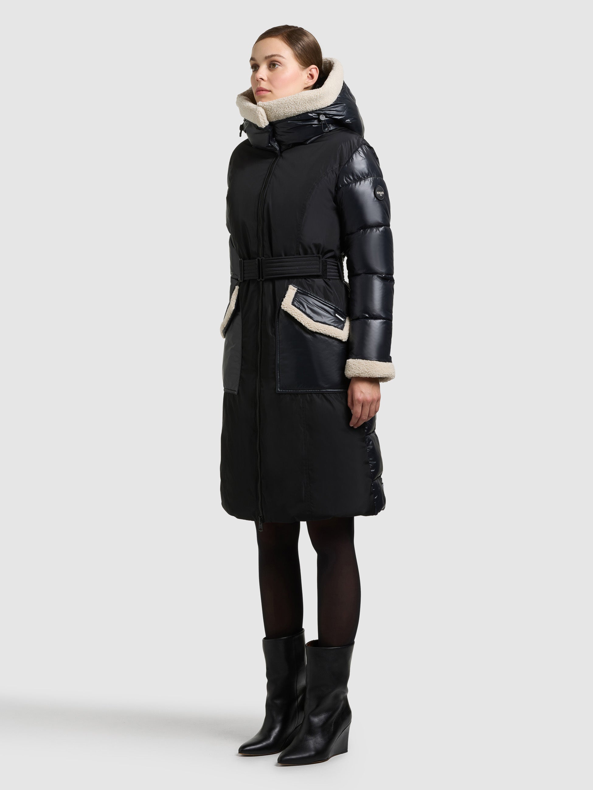 khujo-poppy-damen-kurzmantel-knielang-teddyfleece-schwarz image 5