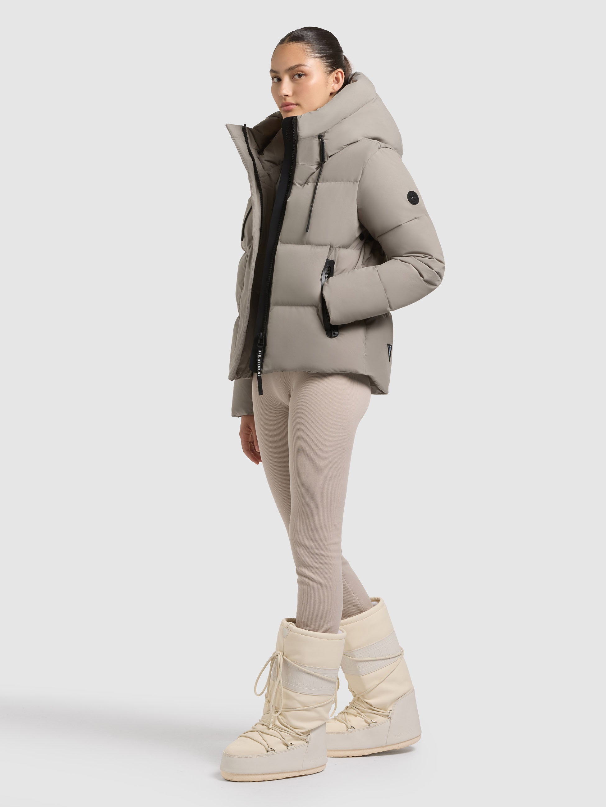 khujo-jacke-enits-matt-witcher-green-damen-steppjacke-h-ftlang-ultraleicht image 2