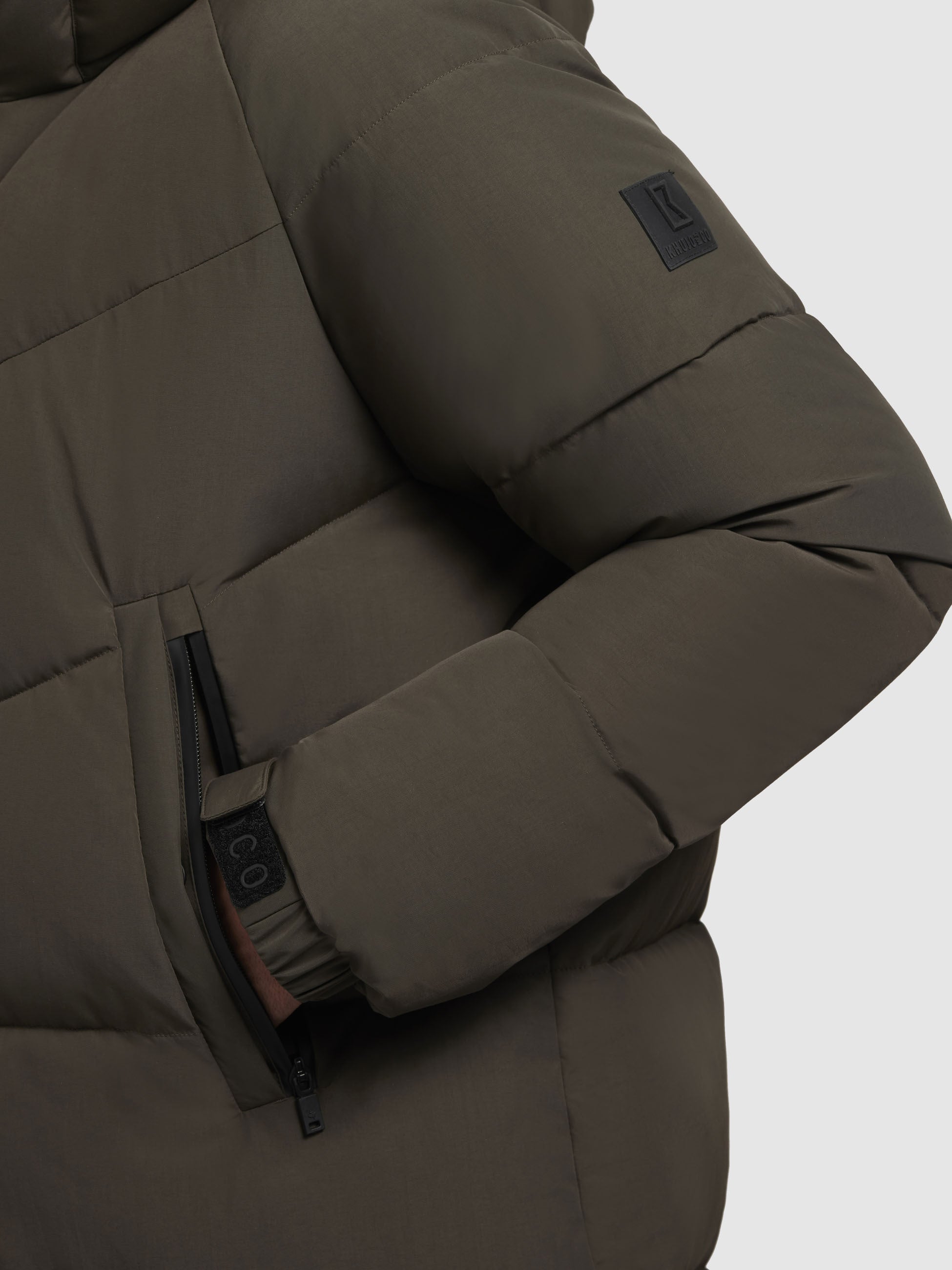 khujo-mantel-wattan-khaki-knielanger-damen-steppmantel-im-loose-fit image 8