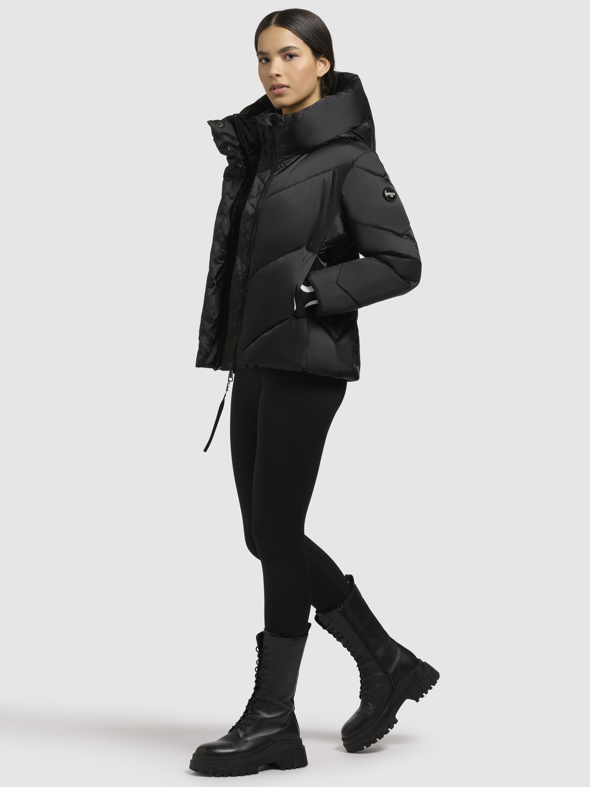 khujo-jacke-olsa-schwarz-gl-nzende-steppjacke-regular-fit-h-ftlang image 2