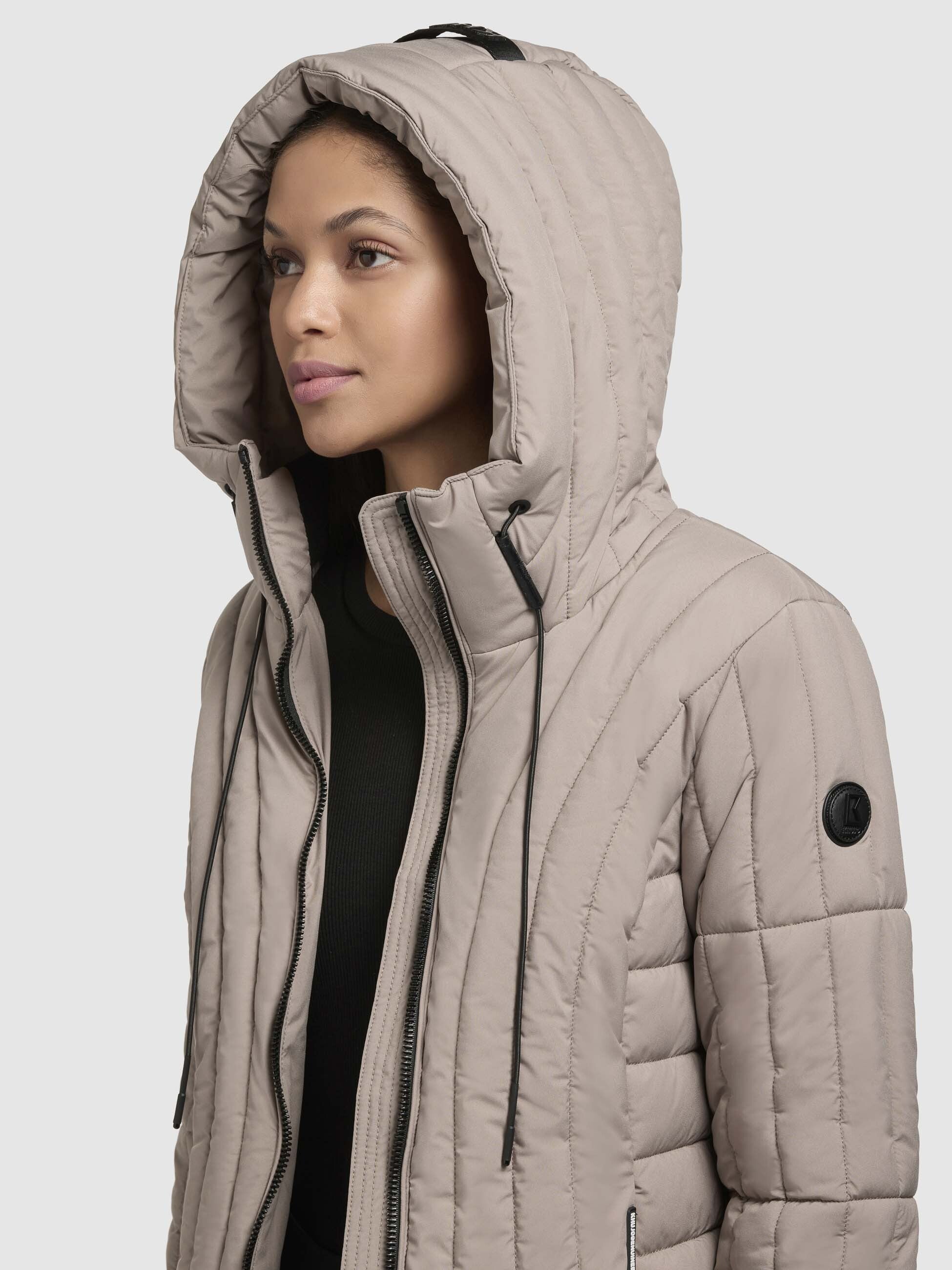 khujo-jacke-omni-graubeige-kurze-steppjacke-mit-strickeins-tzen-und-kapuze image 7