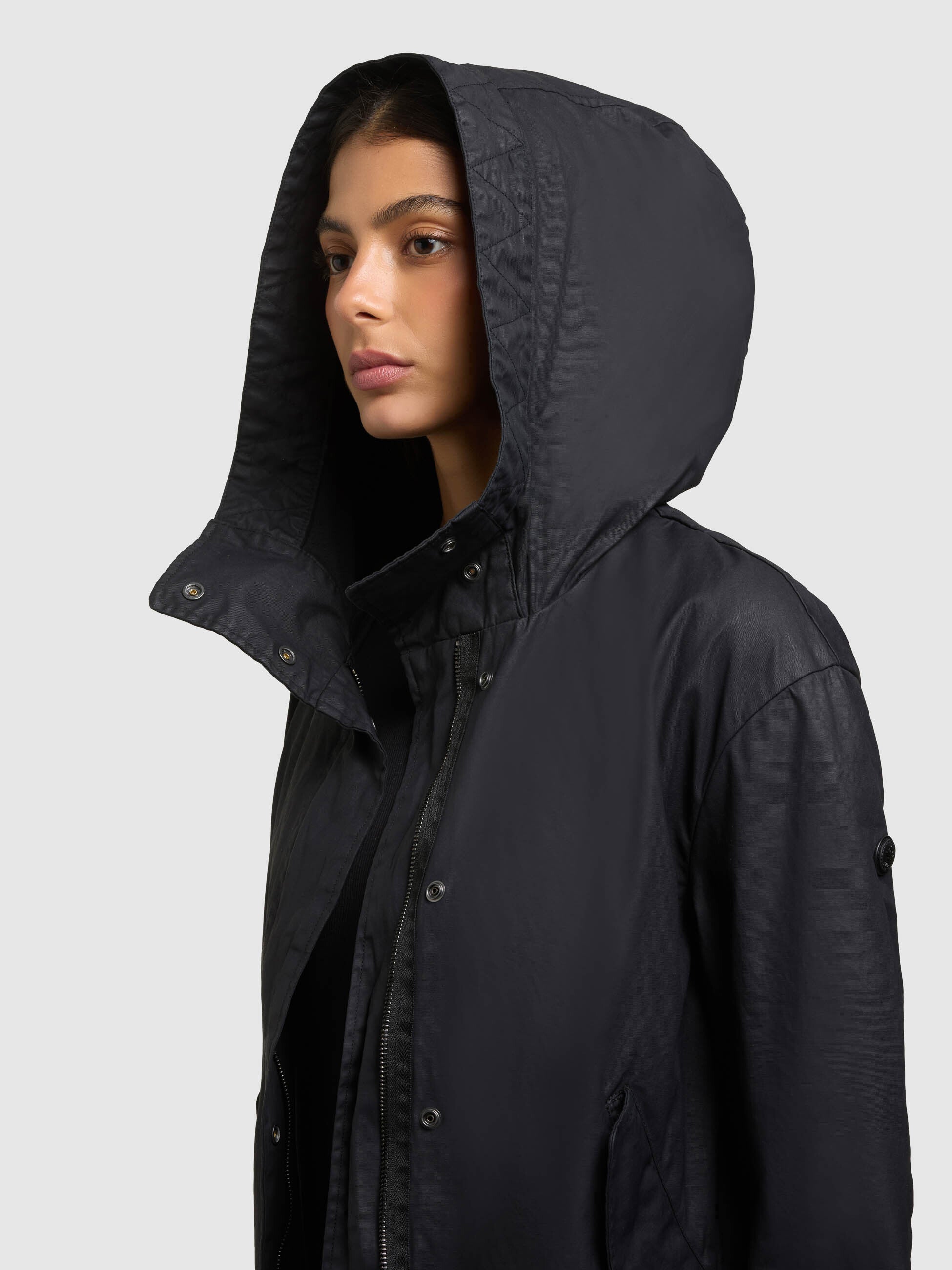 khujo-nele-damen-mantel-black-aus-gewachster-baumwolle image 7
