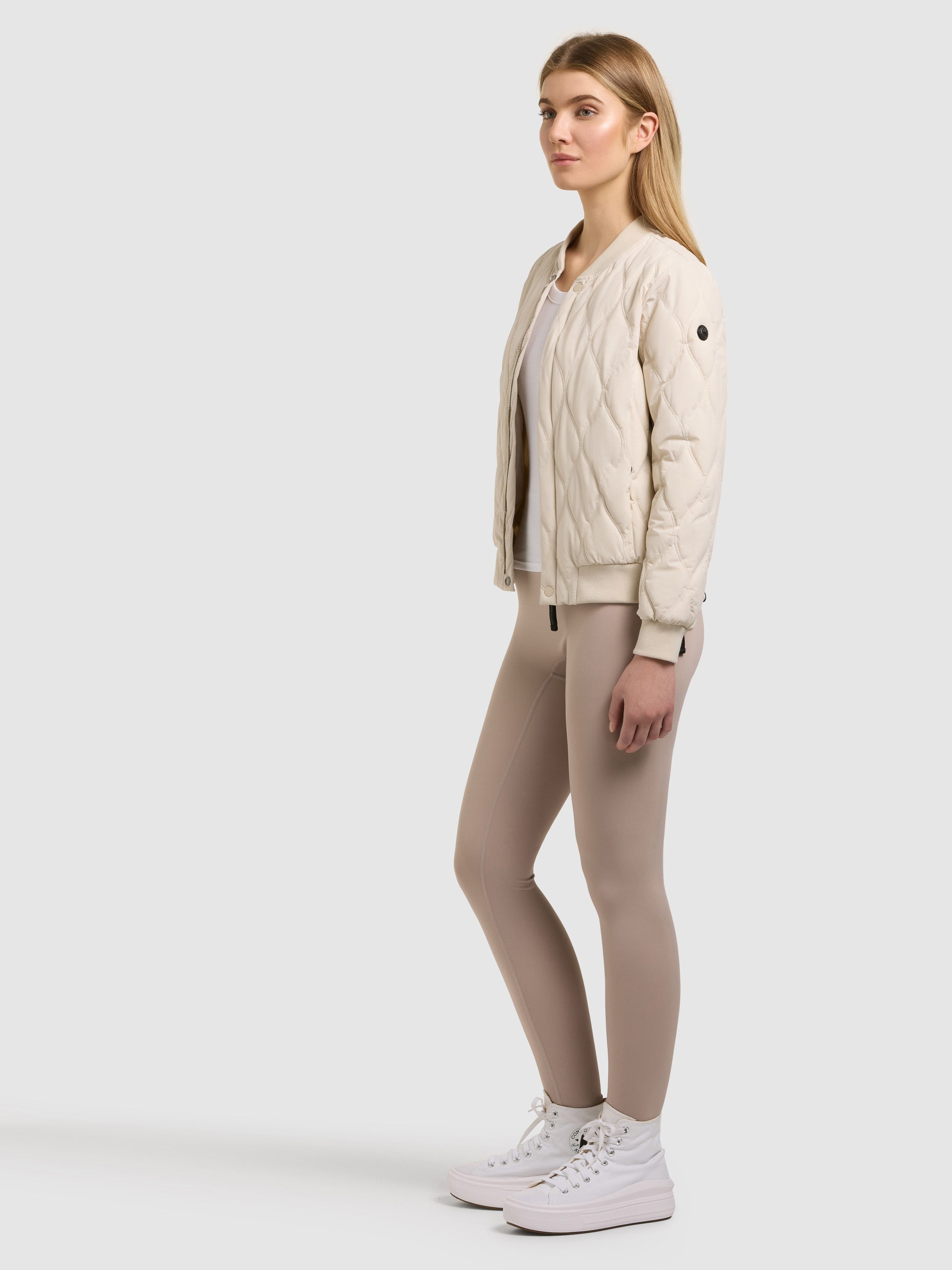 khujo-feen2-damen-bomberjacke-steppjacke-in-oat-white image 2