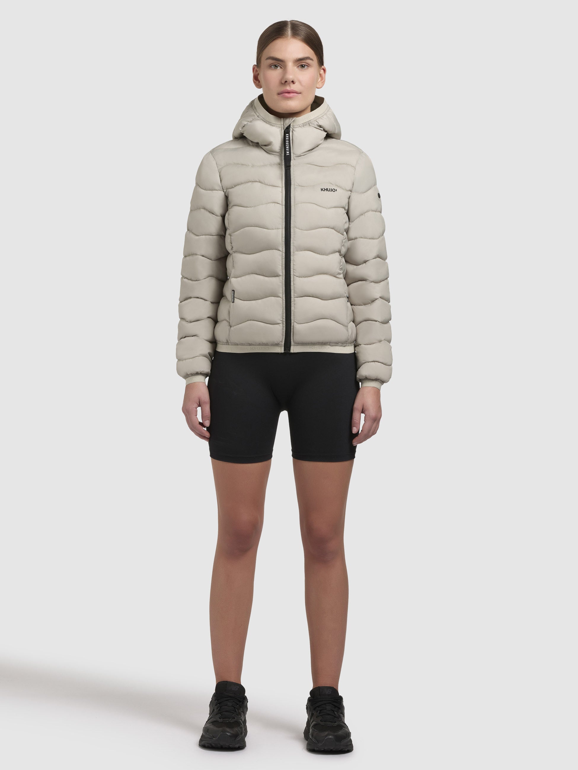 khujo-nargo-damen-steppjacke-slim-fit-h-ftlang-in-beige-hellgr-n image 1