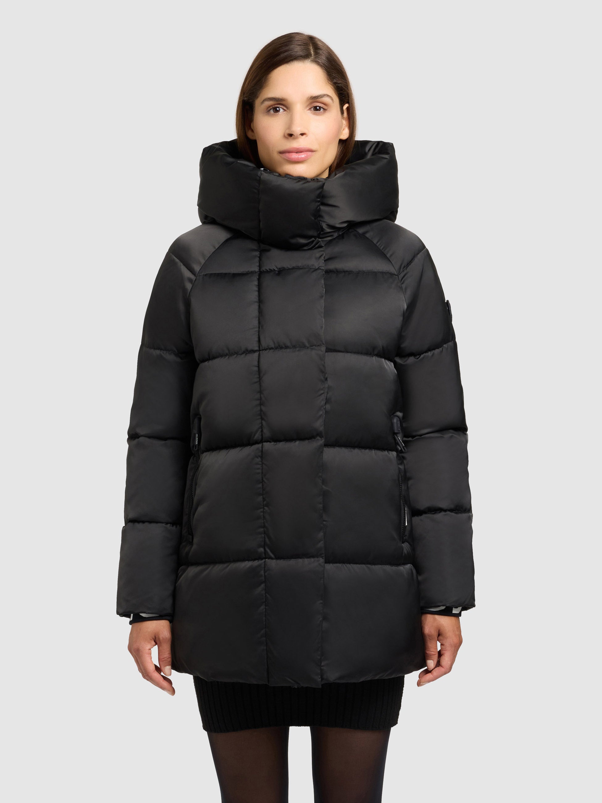 khujo-suda-damen-winterjacke-schwarz-gl-nzend-loose-fit image 4