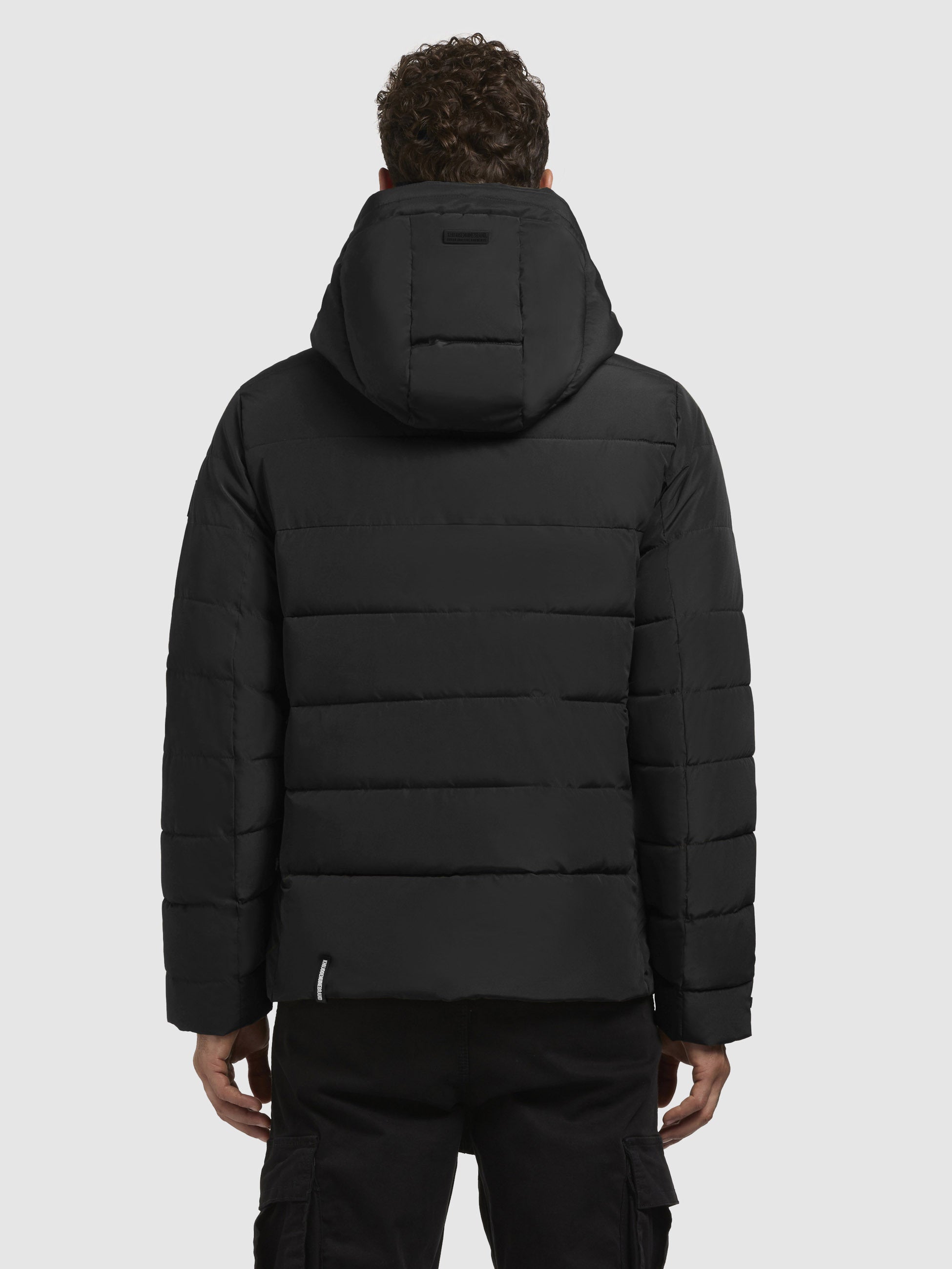 khujo-jacke-wou-schwarz-steppjacke-h-ftlang-mit-kapuze image 3