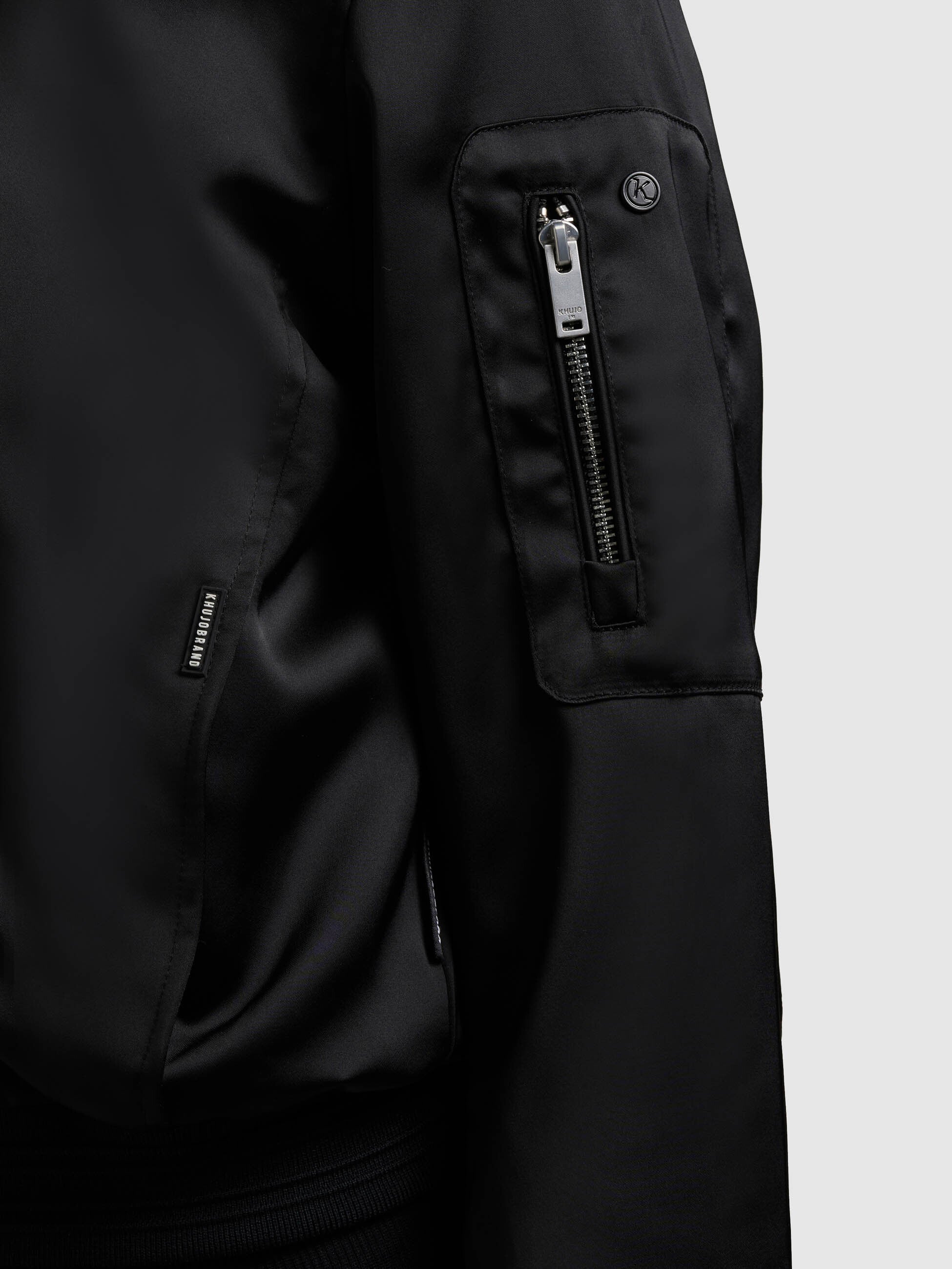 khujo-tami-bomberjacke-schwarz-damen-satin image 8