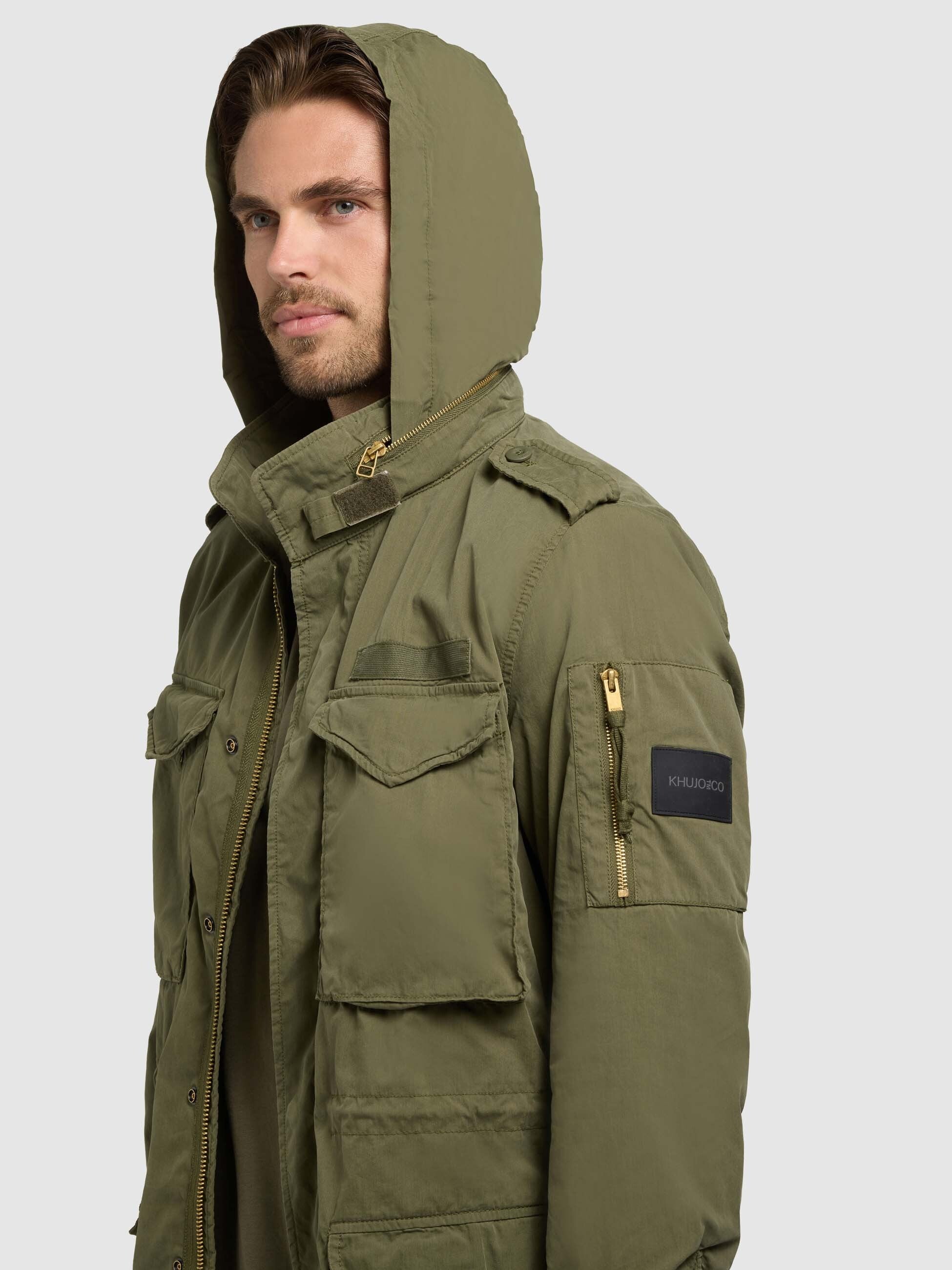 khujo-jacke-ovin-olive-fieldjacke-im-military-look-mit-verstaubarer-kapuze image 7