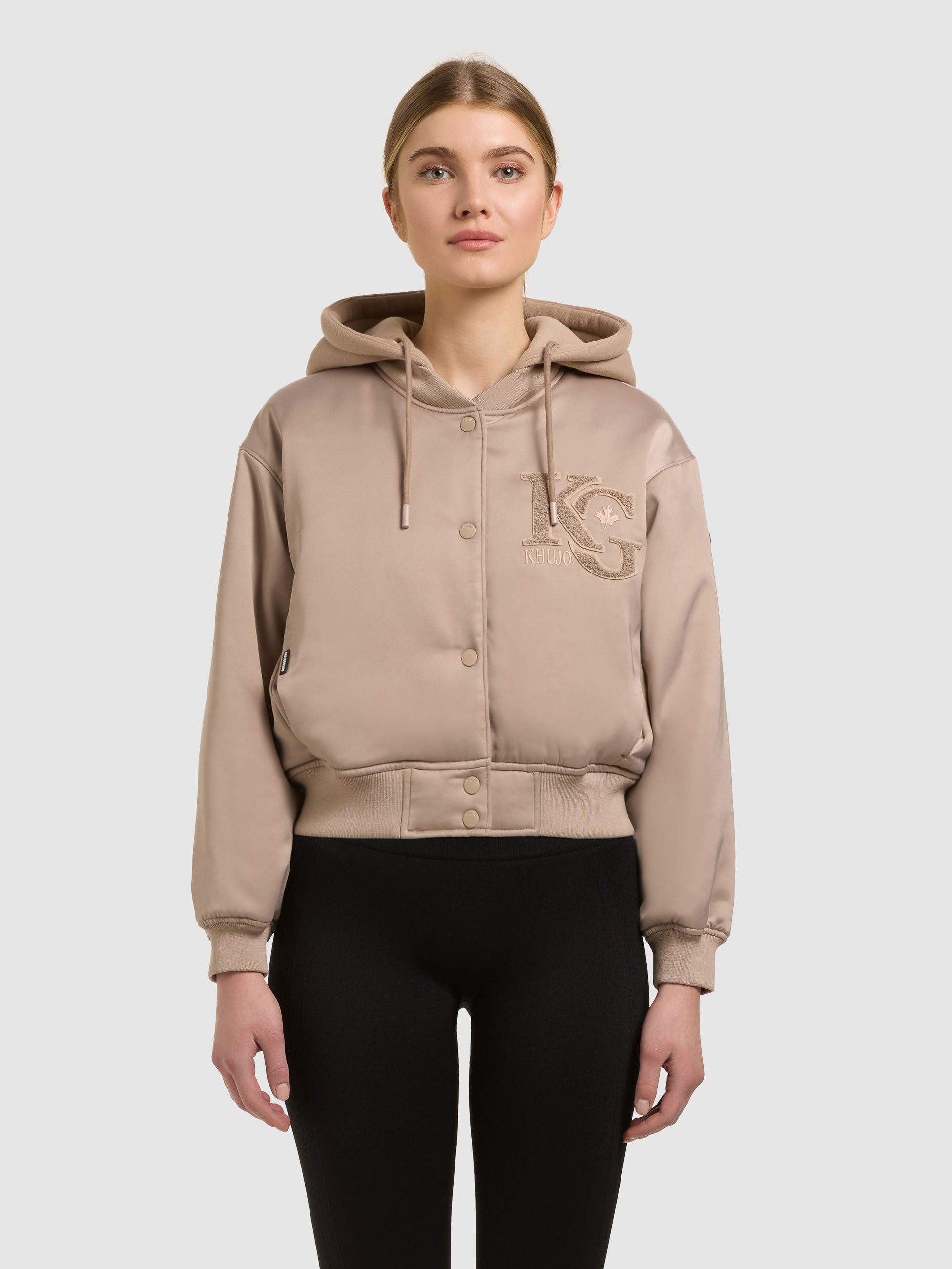 khujo-jacke-chani-latte-beige-damen-bomberjacke-leicht-wattiert-aus-satin-mit-ka image 4