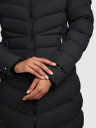 khujo-mantel-ingram4-black-damen-steppmantel-knielang-tailliert image 8