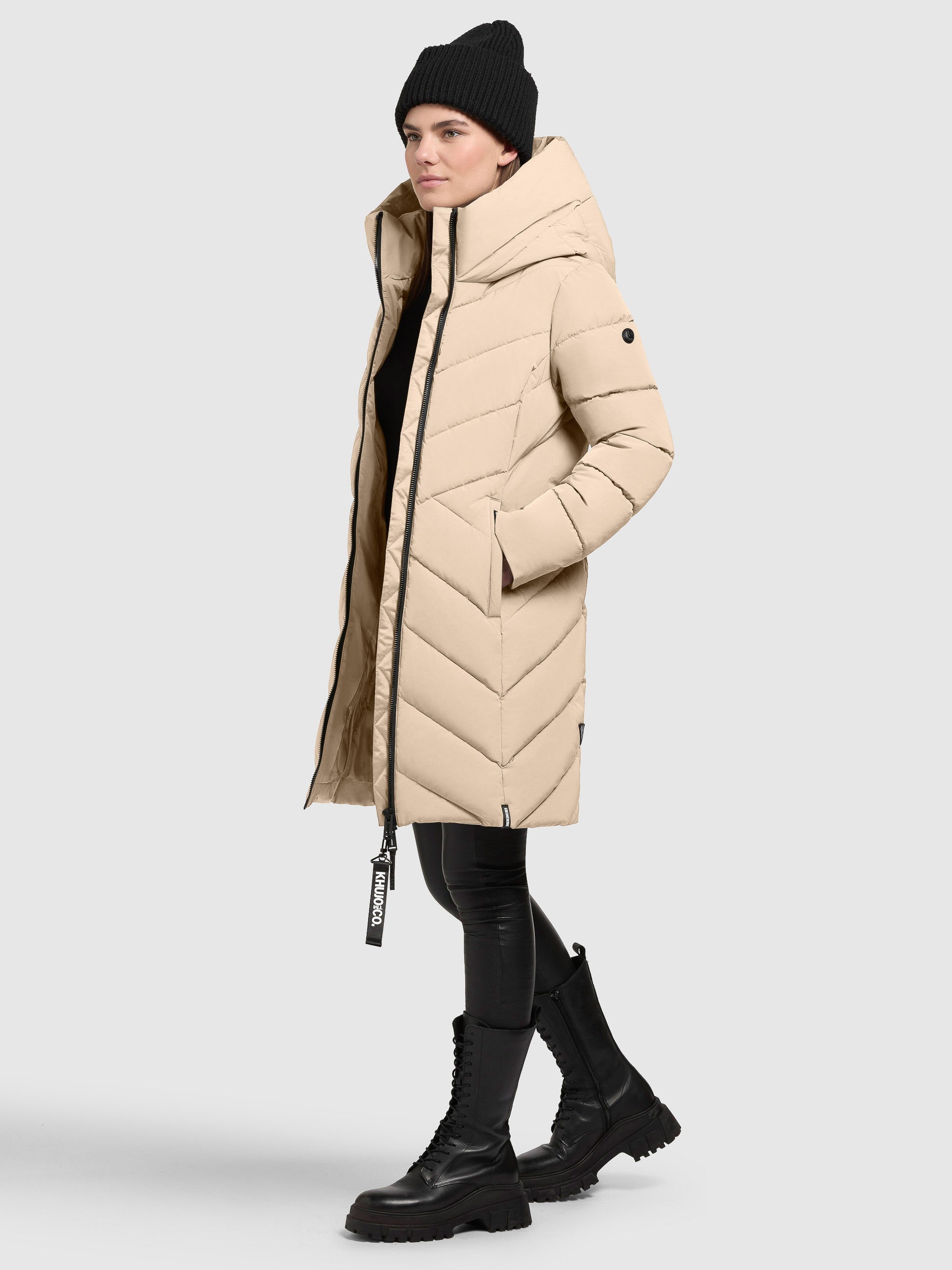 khujo-darka3-damen-steppmantel-feather-beige-regular-fit-mit-kapuze image 2
