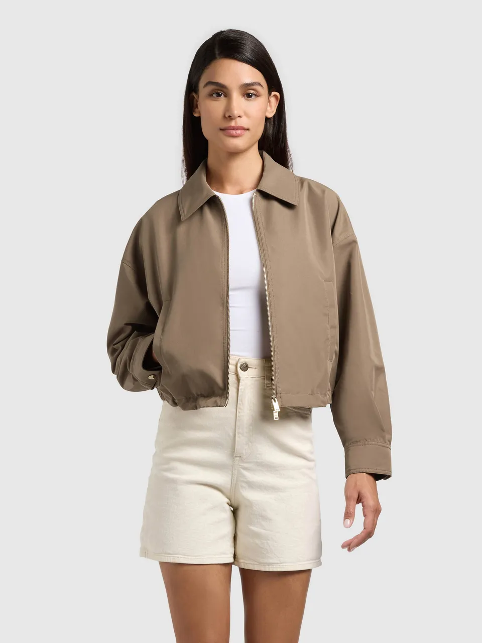 khujo-jacke-tovee-latte-brown-sommer-blouson-damen-cropped image 1