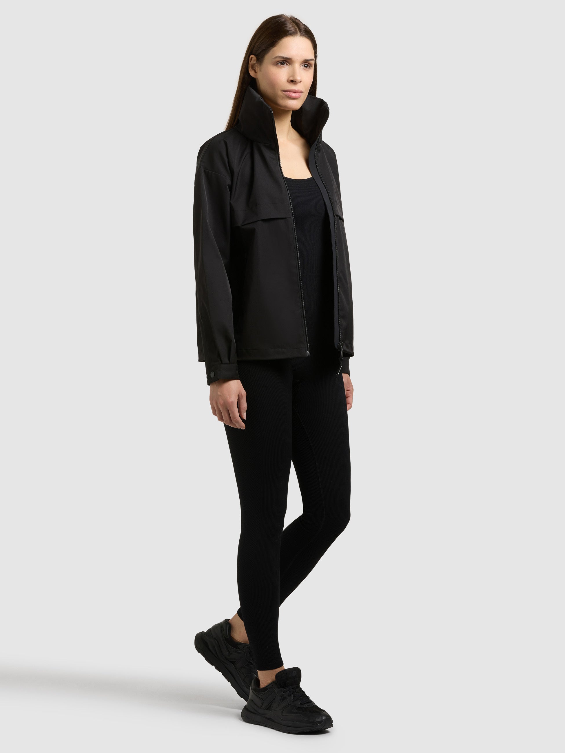 khujo-jacke-raibe2-black-leichte-kapuzenjacke-damen-regular-fit image 6