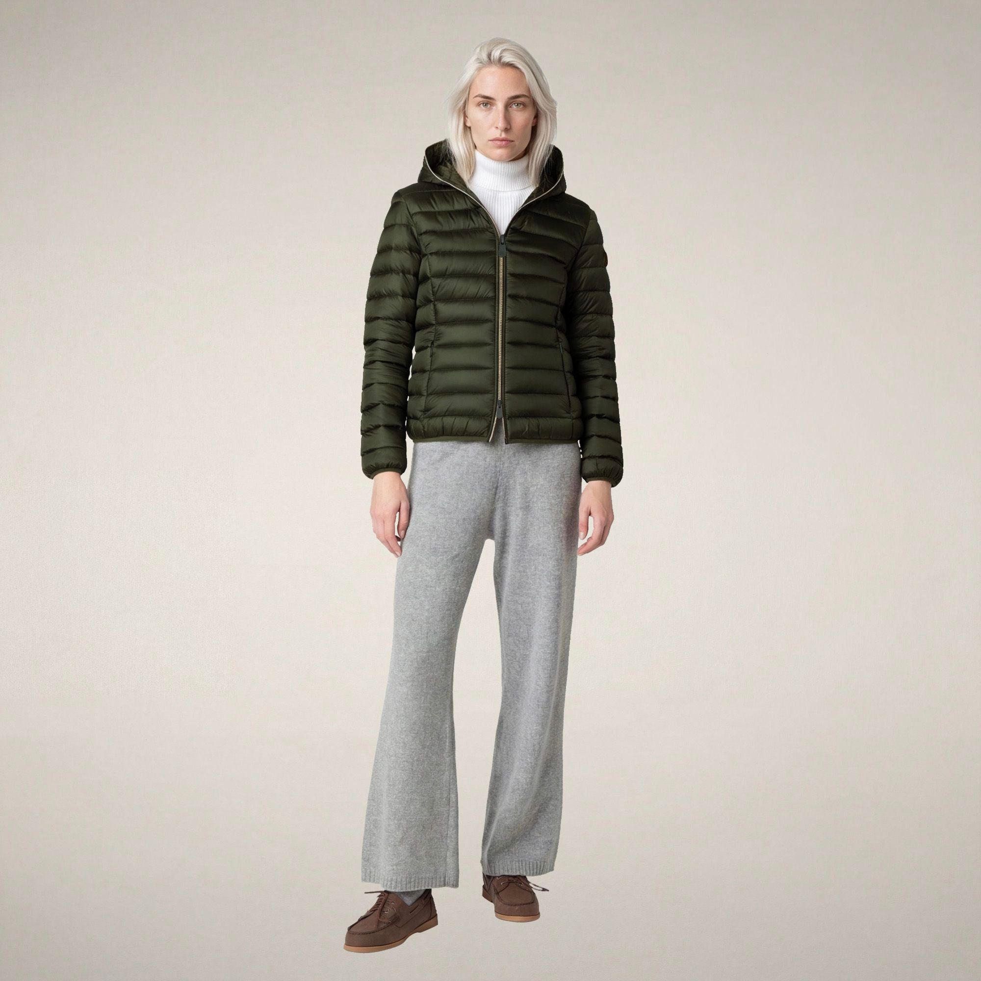 save-the-duck-alexis-damen-pufferjacke-mit-kapuze-waldgr-n-plumtech image 1