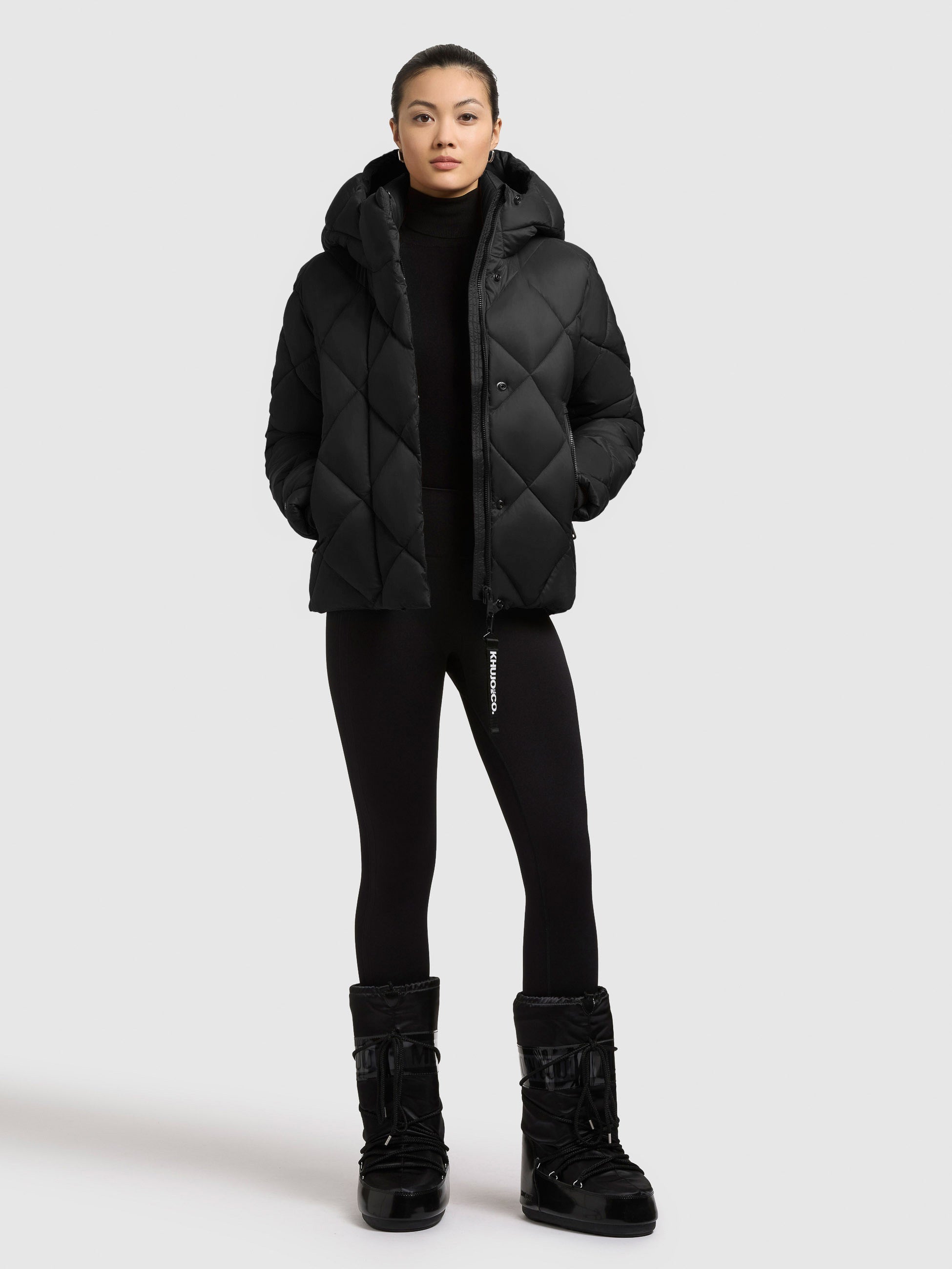 khujo-lilian-damen-jacke-steppjacke-rautenstepp-h-ftlang-black image 1