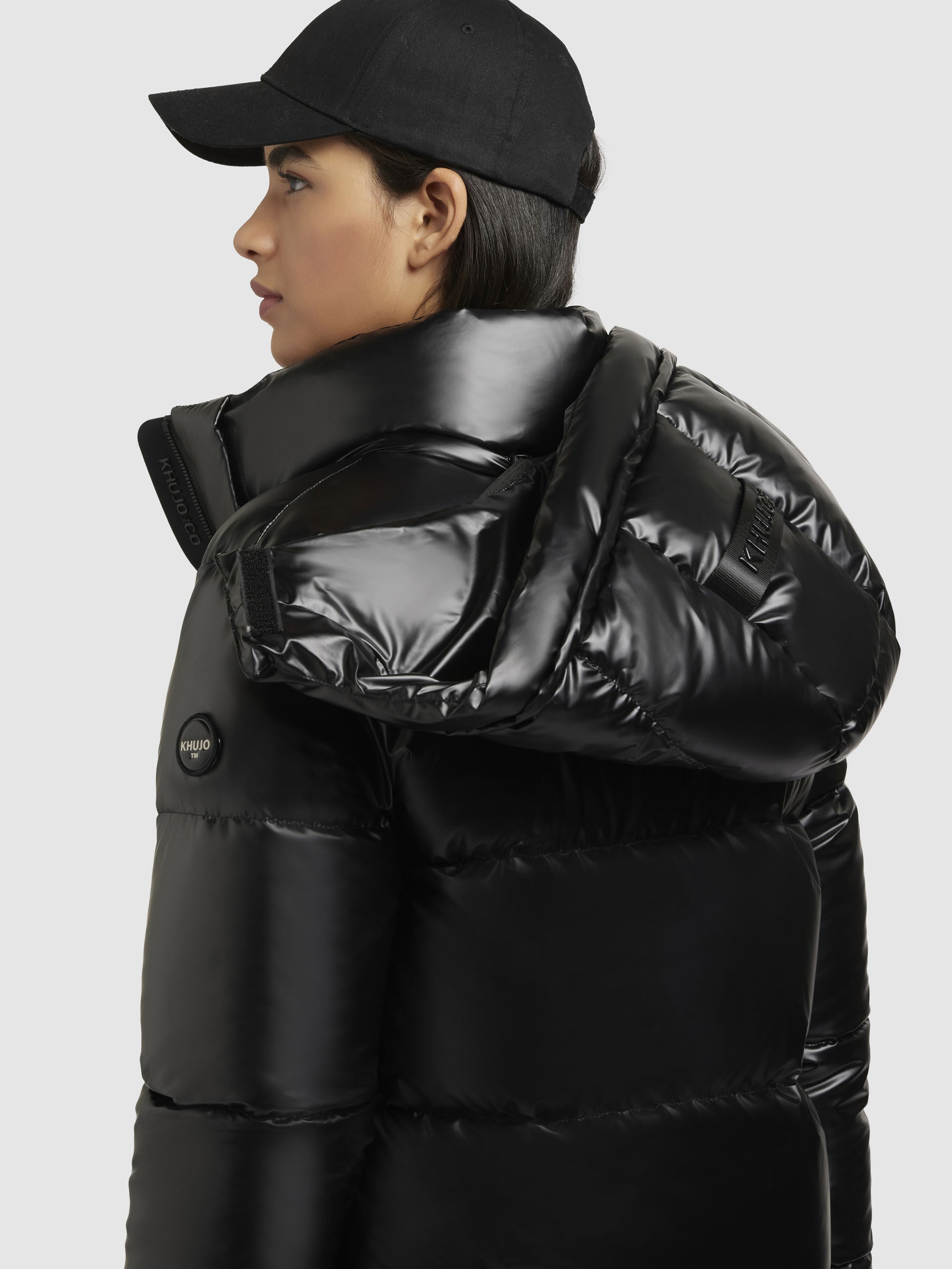 khujo-haya-shiny-jacke-schwarz-damen-steppjacke-regular-fit image 8