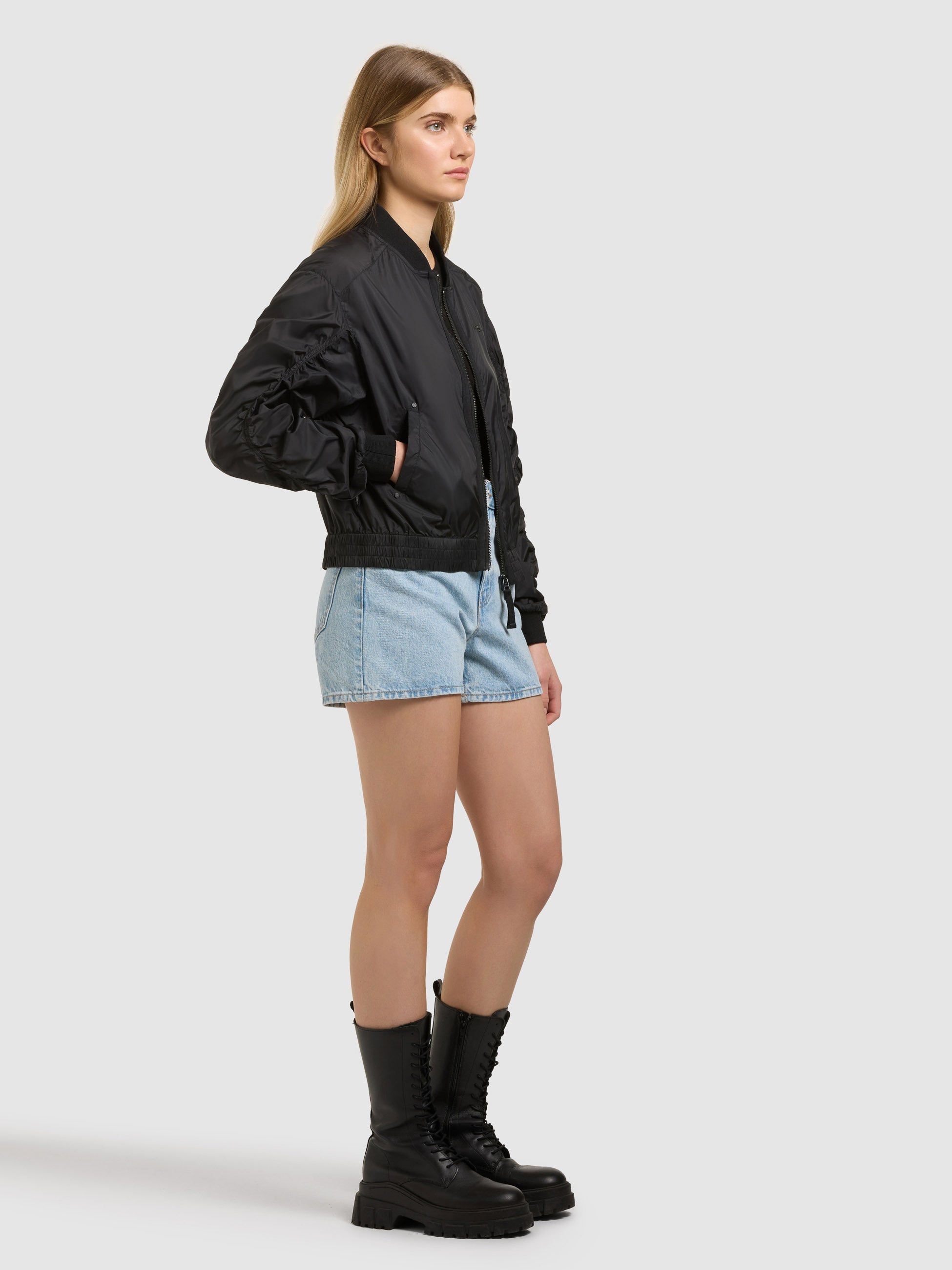 khujo-jacke-tuvay-bomberjacke-black-fliegerseide image 2