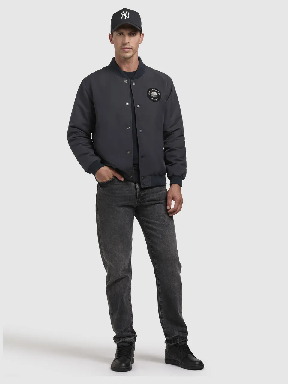 khujo-cicco-damen-collegejacke-dunkelblau-h-ftlang image 1
