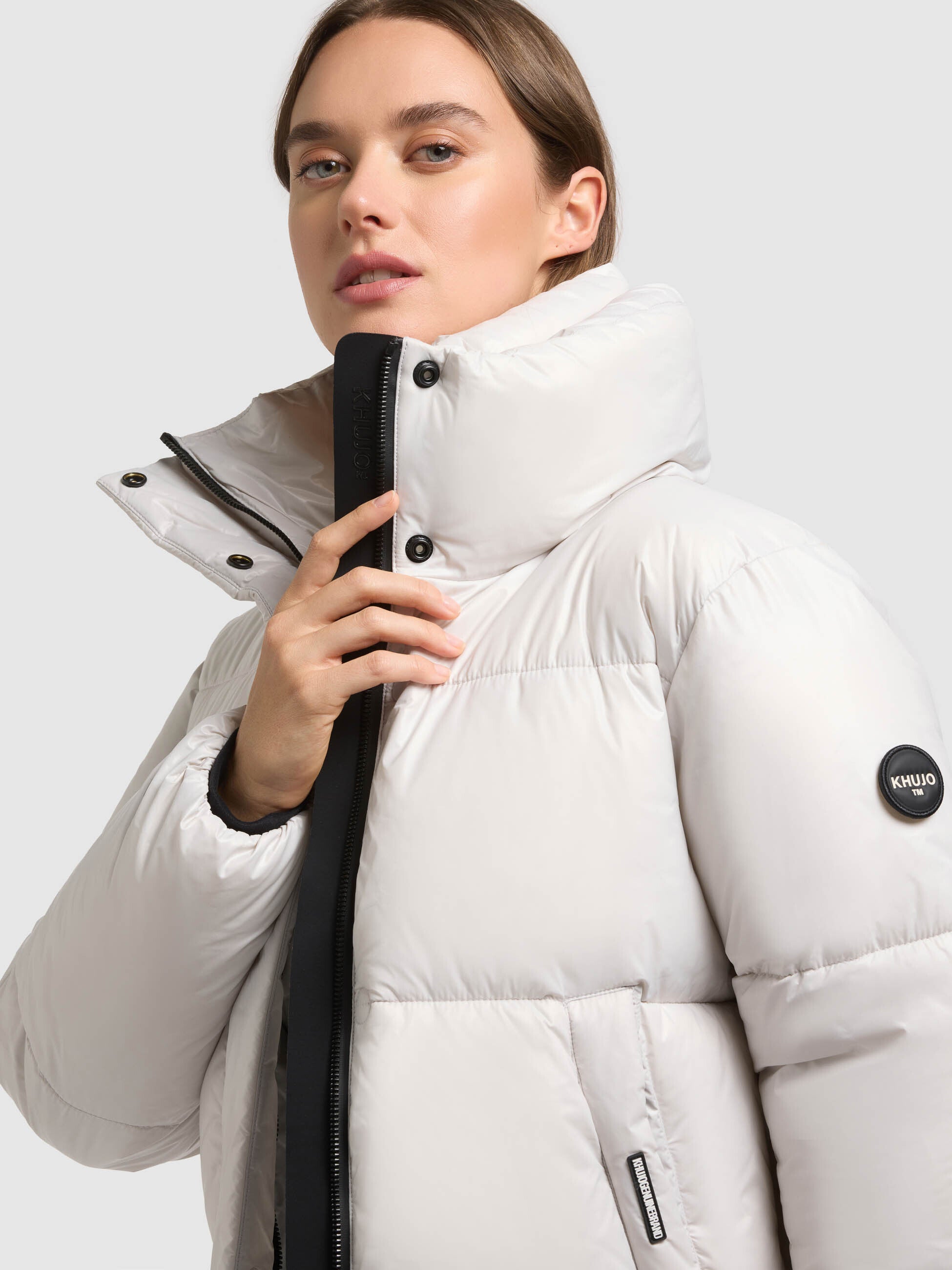 khujo-jacke-nala-flash-white-damen-steppjacke-gl-nzend-loose-fit image 7
