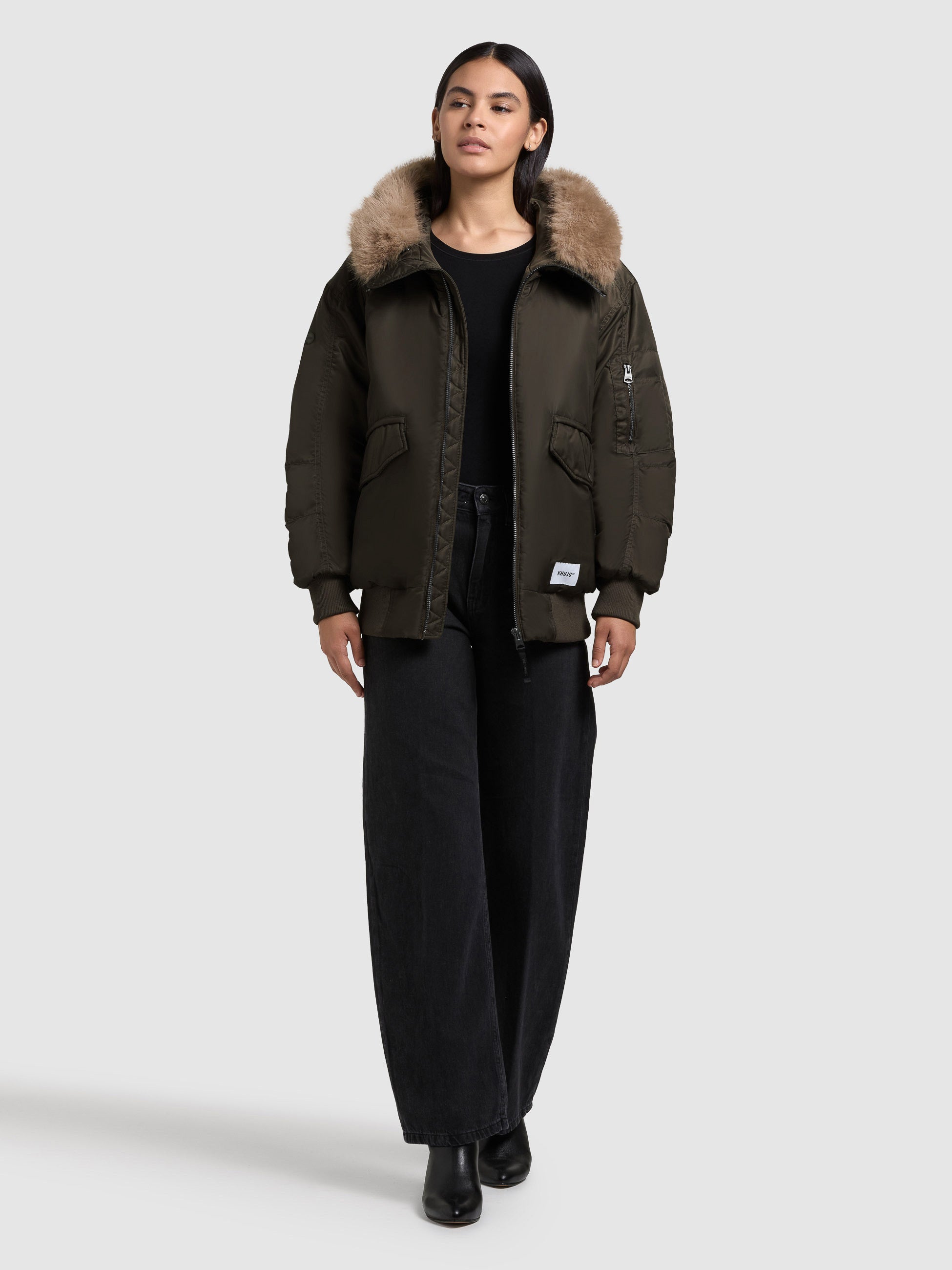 khujo-jacke-cela-forest-green-bomberjacke-loose-fit-gl-nzend image 2
