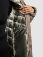 khujo-coat-stoane2-greige-steppmantel-damen-wadenlang image 8