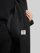 khujo-coat-soulani5-matt-black-steppmantel-wadenlang-regular-fit image 8