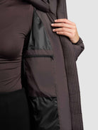 khujo-arlene-damen-steppmantel-moody-plum image 8