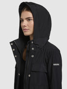 khujo-dipa-damen-coat-black-ultraleichter-packable-mantel-mit-kapuze image 7