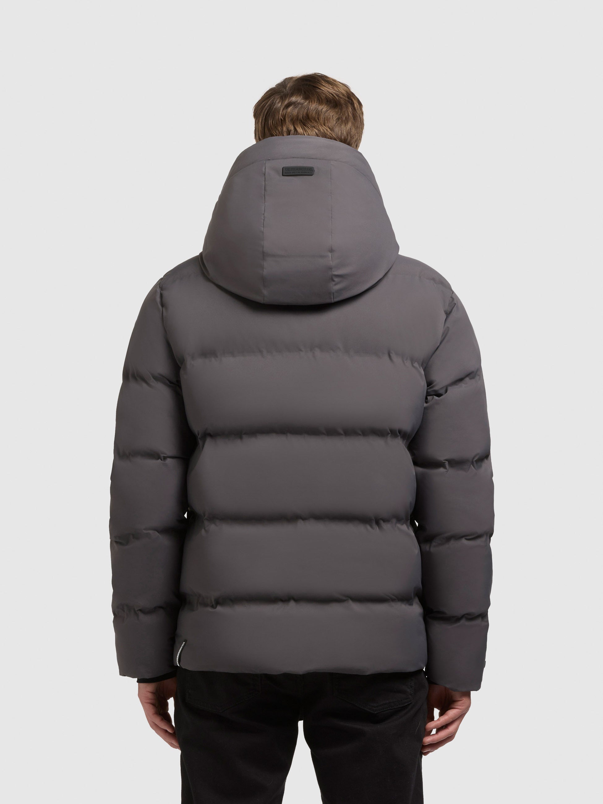 khujo-jacke-silas3-graphite-grey-warm-wattierte-steppjacke-mit-kapuze image 3