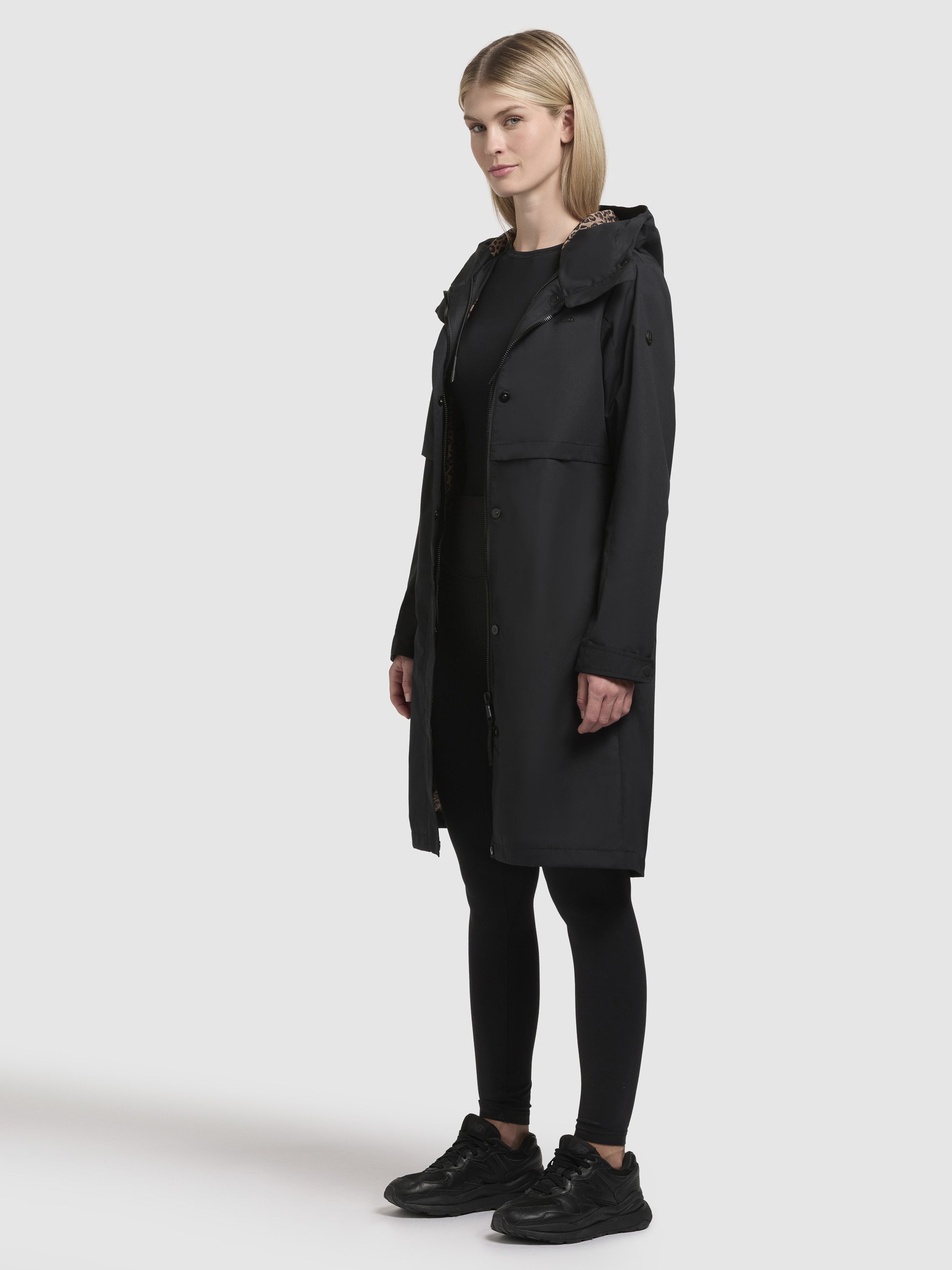 khujo-mantel-talvi-schwarz-kurzmantel-slim-fit-mit-leo-innenfutter image 2