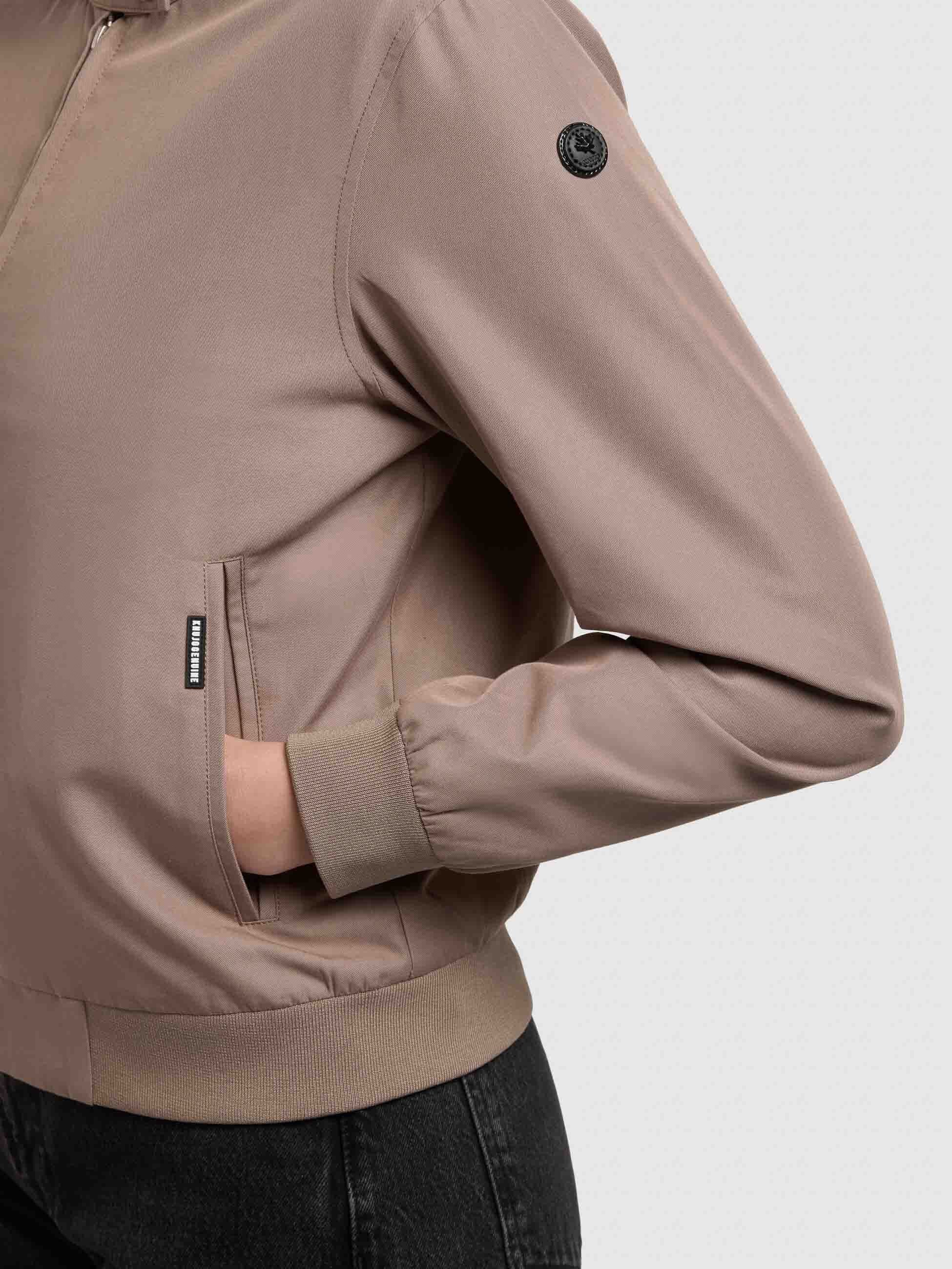 khujo-liesel-jacke-latte-brown-damen-blouson-sommerjacke-clean-design image 8