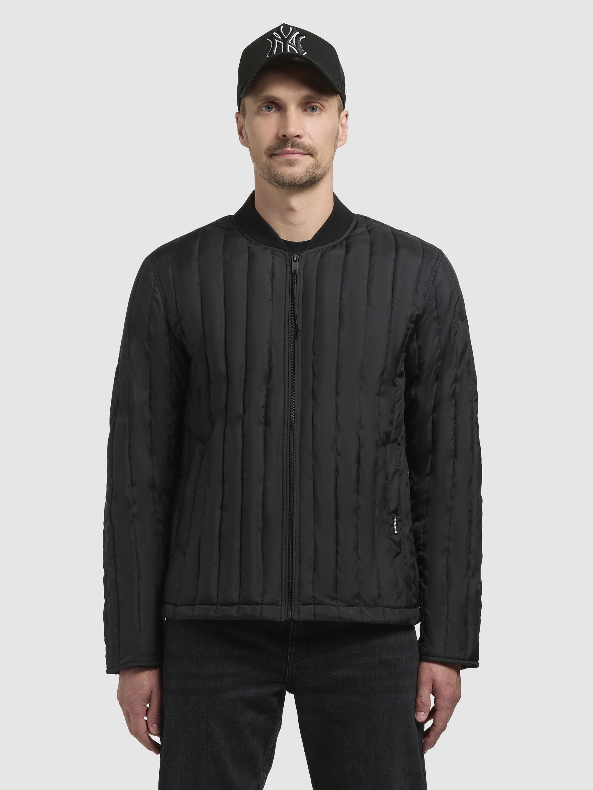 khujo-romit-steppjacke-herren-h-ftlange-jacke-in-schwarz-mit-stehkragen image 4