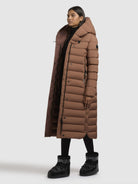 khujo-coat-teiva2-brown-wadenlanger-damen-steppmantel-mit-kapuze image 2