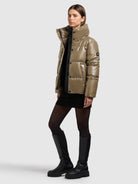 khujo-jacke-rinja2-shiny-damen-steppjacke-in-cane-brown image 2