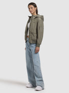 khujo-jacket-anov-grey-green-damen-blouson-sommerjacke image 2