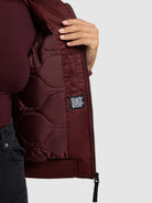 khujo-kasia-jacke-damen-bomberjacke-winterjacke-loose-fit-in-burgundy-red image 8
