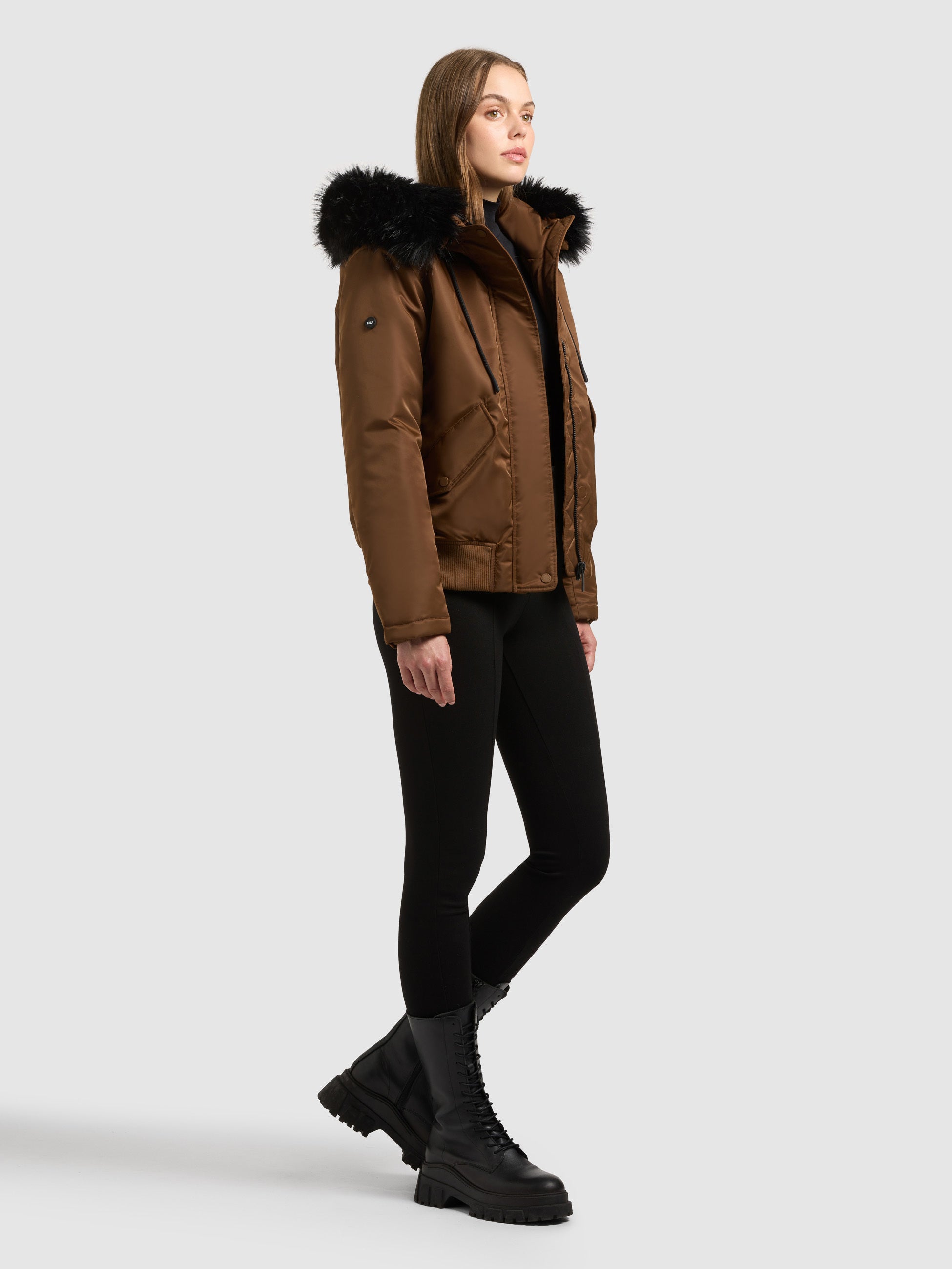 khujo-jacke-tyla-copper-brown-gl-nzende-bomberjacke-damen-mit-kunstfell image 2