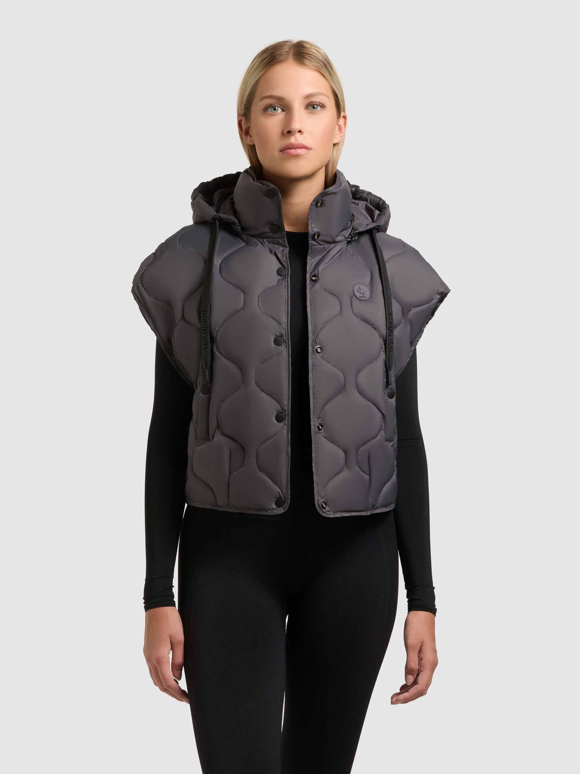 khujo-weste-ninga-slate-grey-gesteppte-damen-steppweste-mit-kapuze image 4