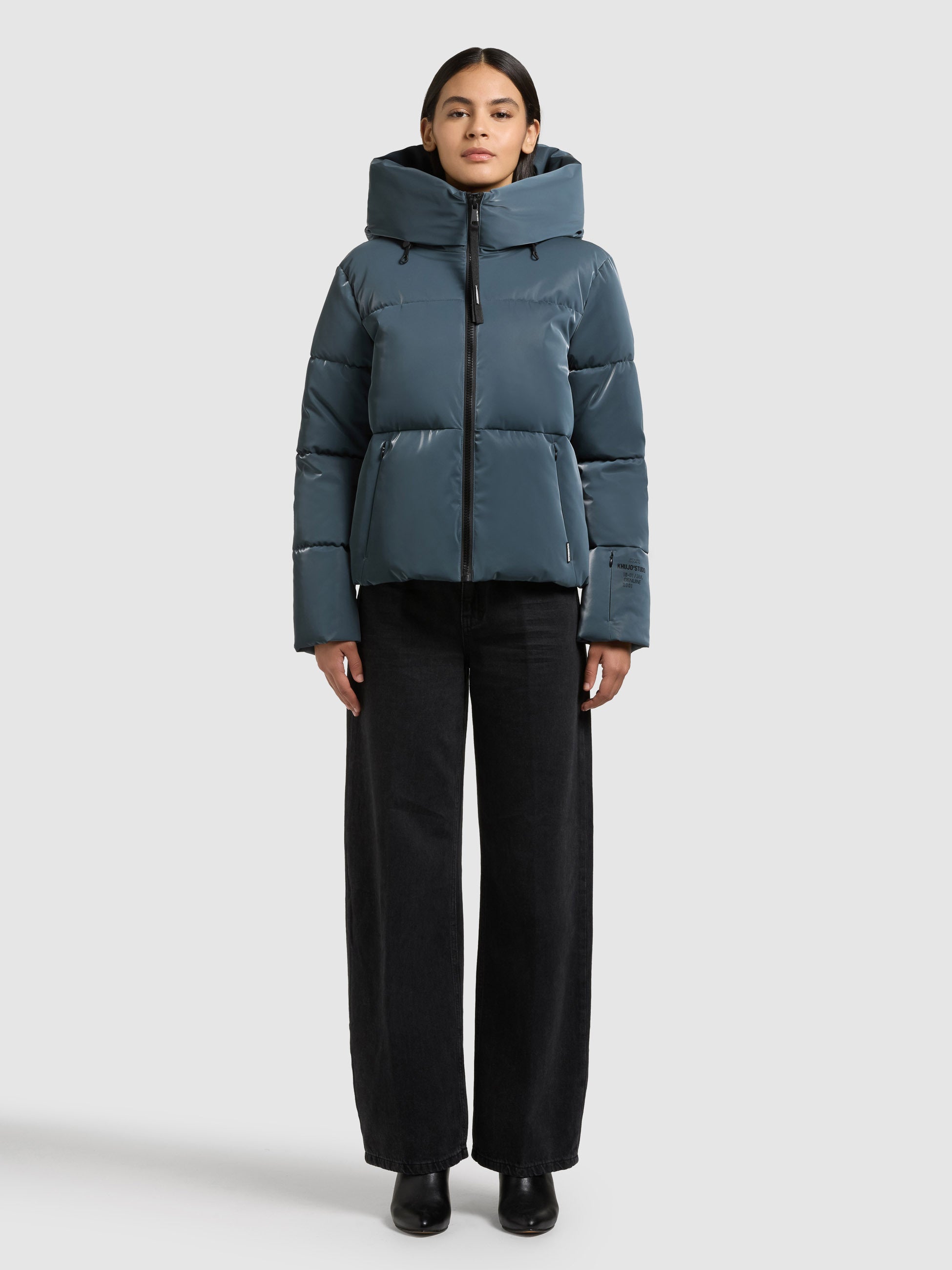 khujo-jacke-audrey-shiny-dim-blue-gl-nzende-damen-winterjacke image 1