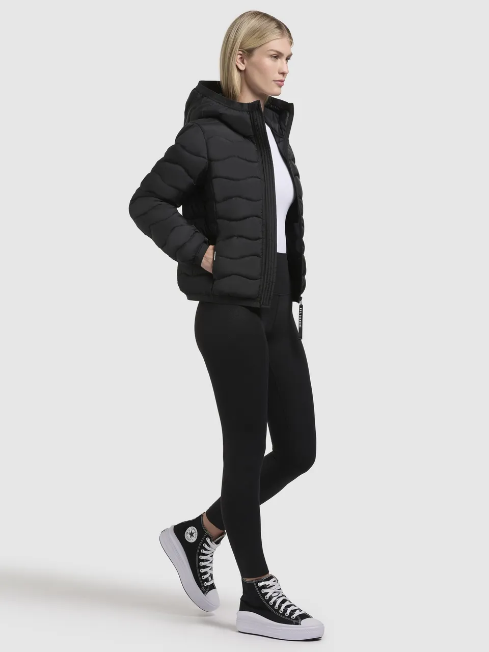 khujo-jacke-nargo-black-steppjacke-damen-schwarz-h-ftlang-slim image 1