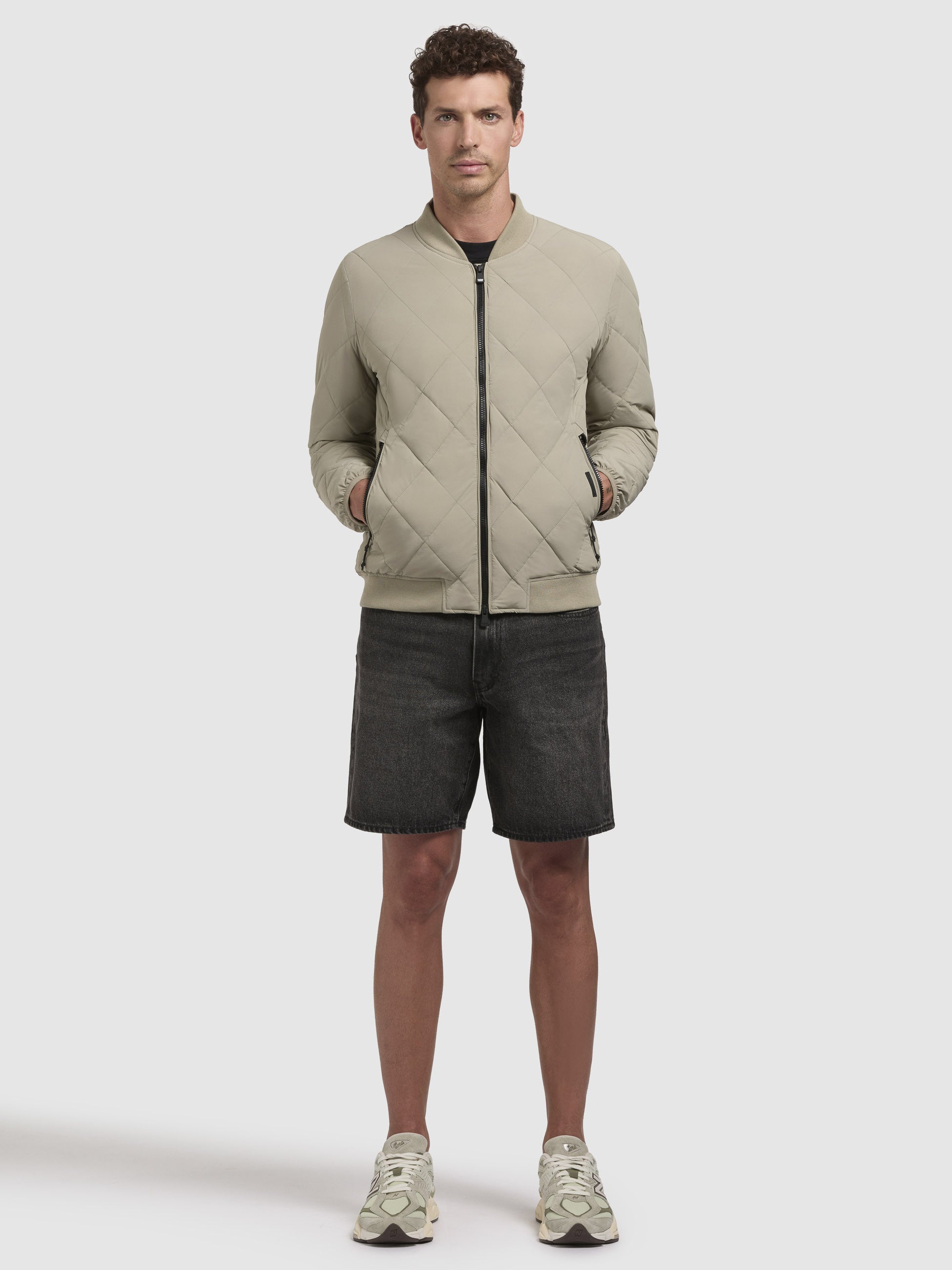 khujo-jacke-ylva-blassgr-n-leichte-stepp-blousonjacke-regular-fit image 1