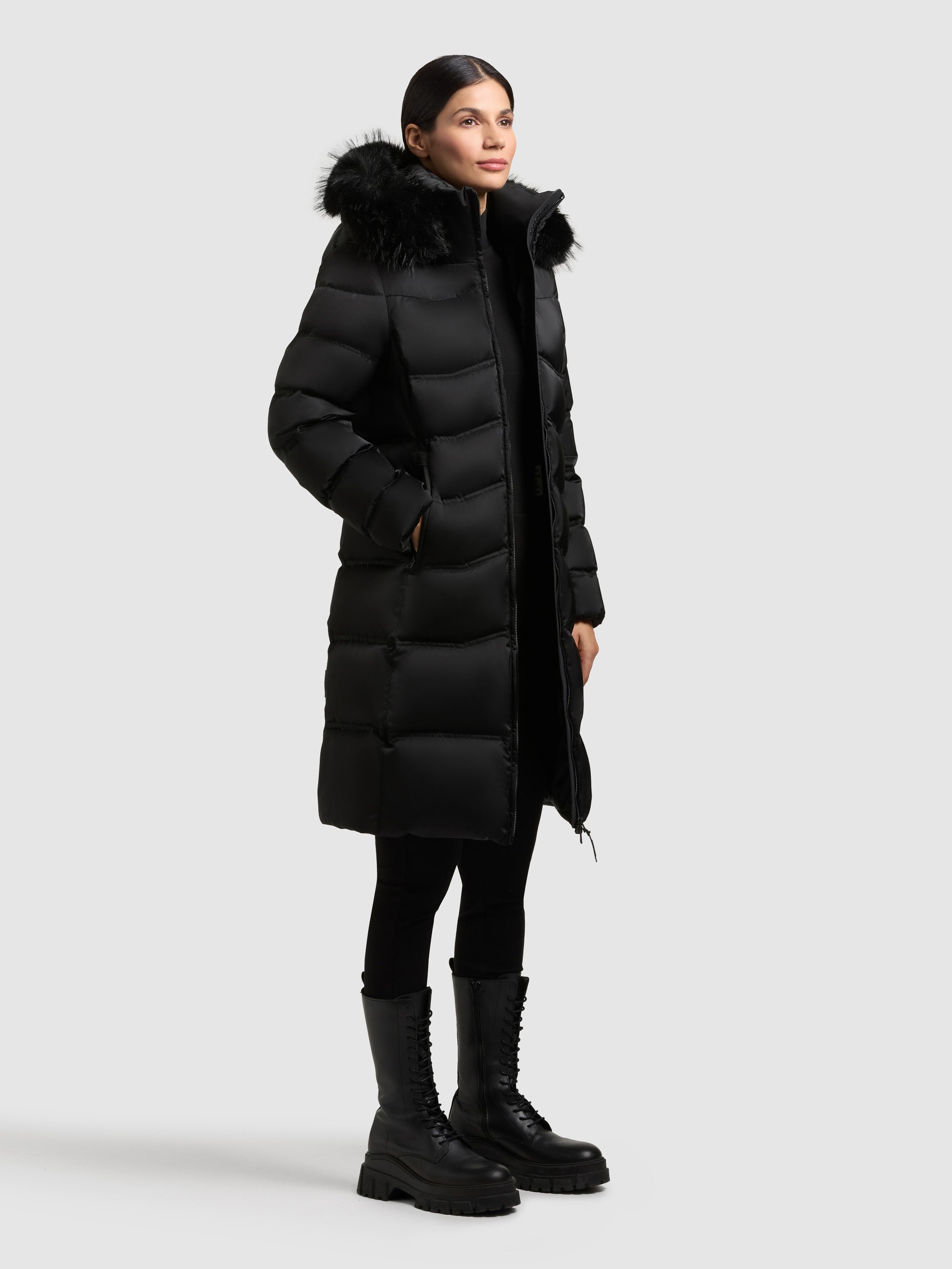 khujo-mantel-akkie-damen-steppmantel-black-mit-abnehmbarer-kapuze image 6