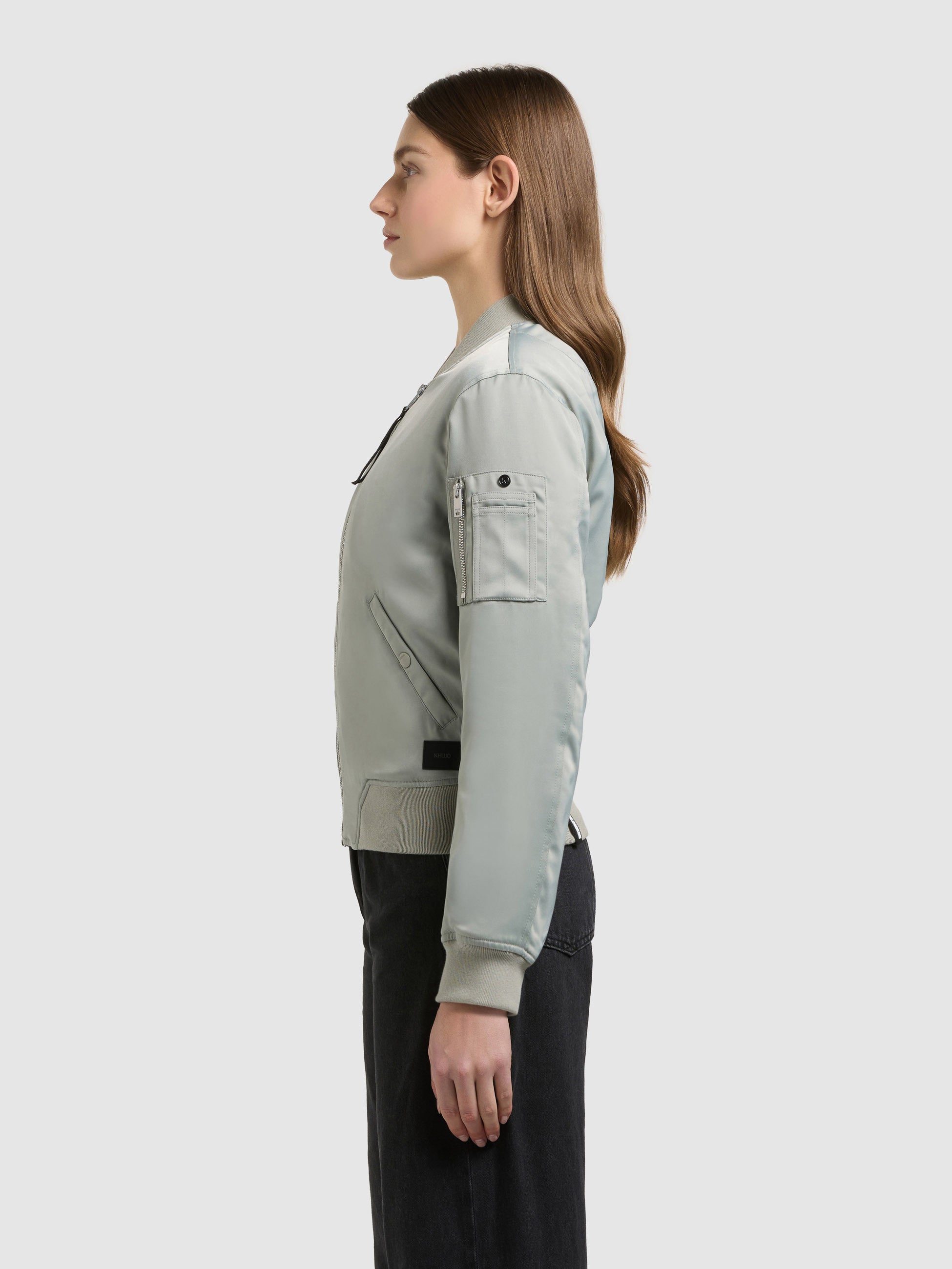 khujo-beth-bomberjacke-damen-cloud-green-satin image 5