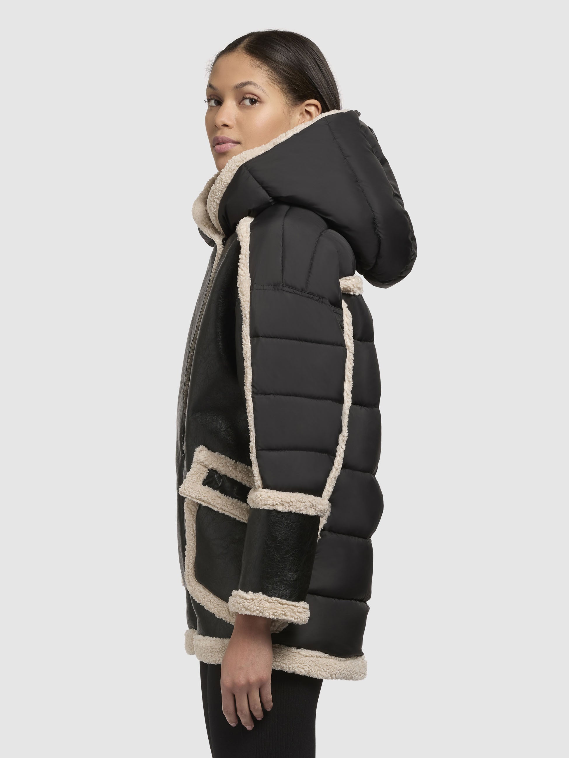 khujo-jacke-katy-schwarz-steppjacke-im-materialmix-mit-teddypl-sch image 5