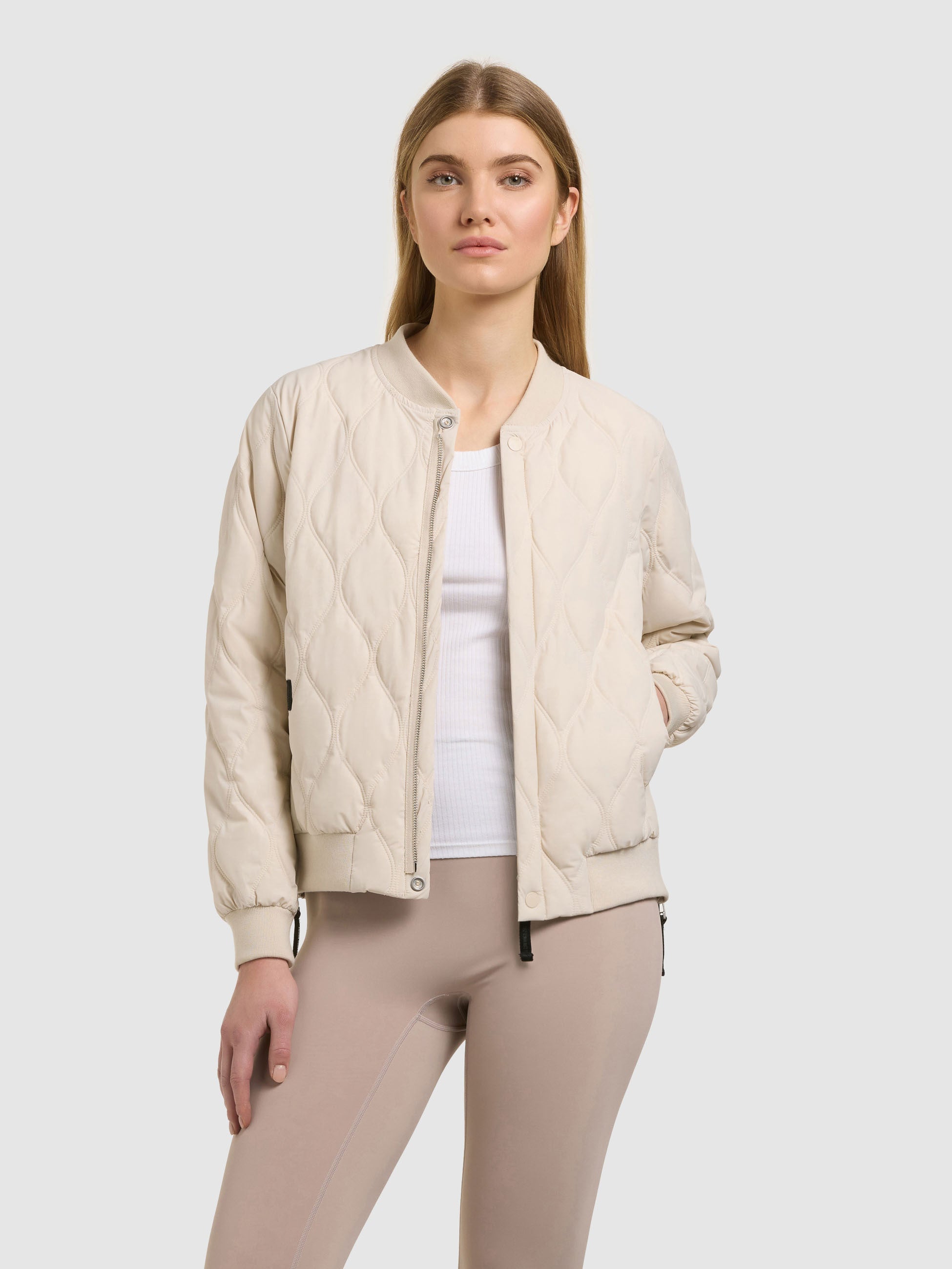khujo-feen2-damen-bomberjacke-steppjacke-in-oat-white image 4