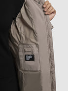 khujo-coat-sensy-gray-beige-damen-steppmantel-wadenlang-mit-kapuze image 8