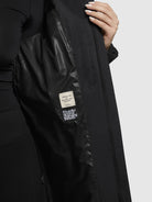 khujo-ainu-coat-black-knielanger-damen-steppmantel-mit-abnehmbarer-kapuze image 8